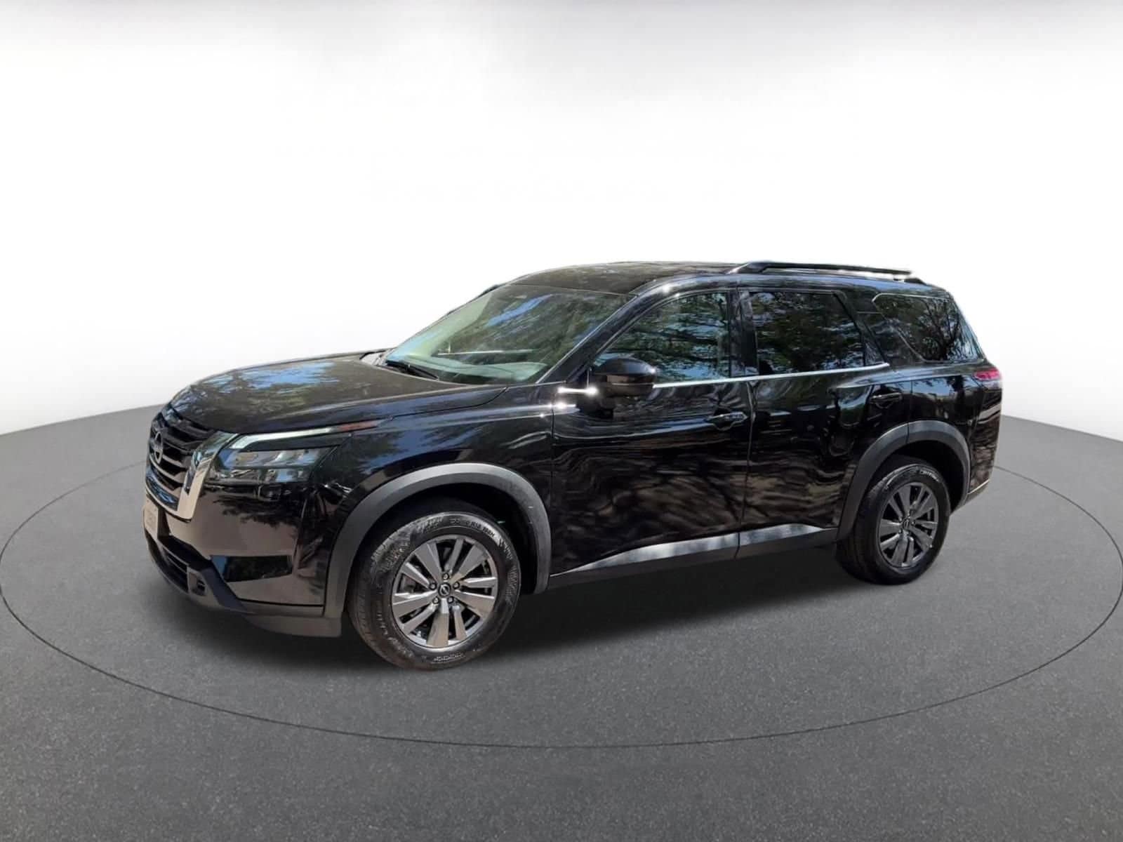 Thumbnail: 2025 Nissan Pathfinder - 8