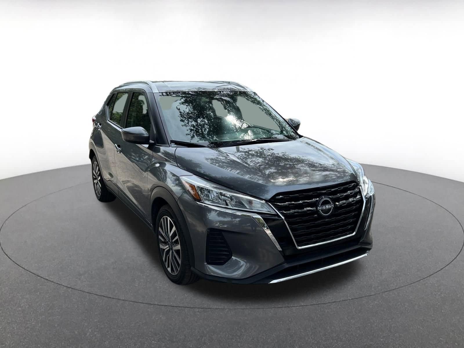 Thumbnail: 2024 Nissan Kicks - 1