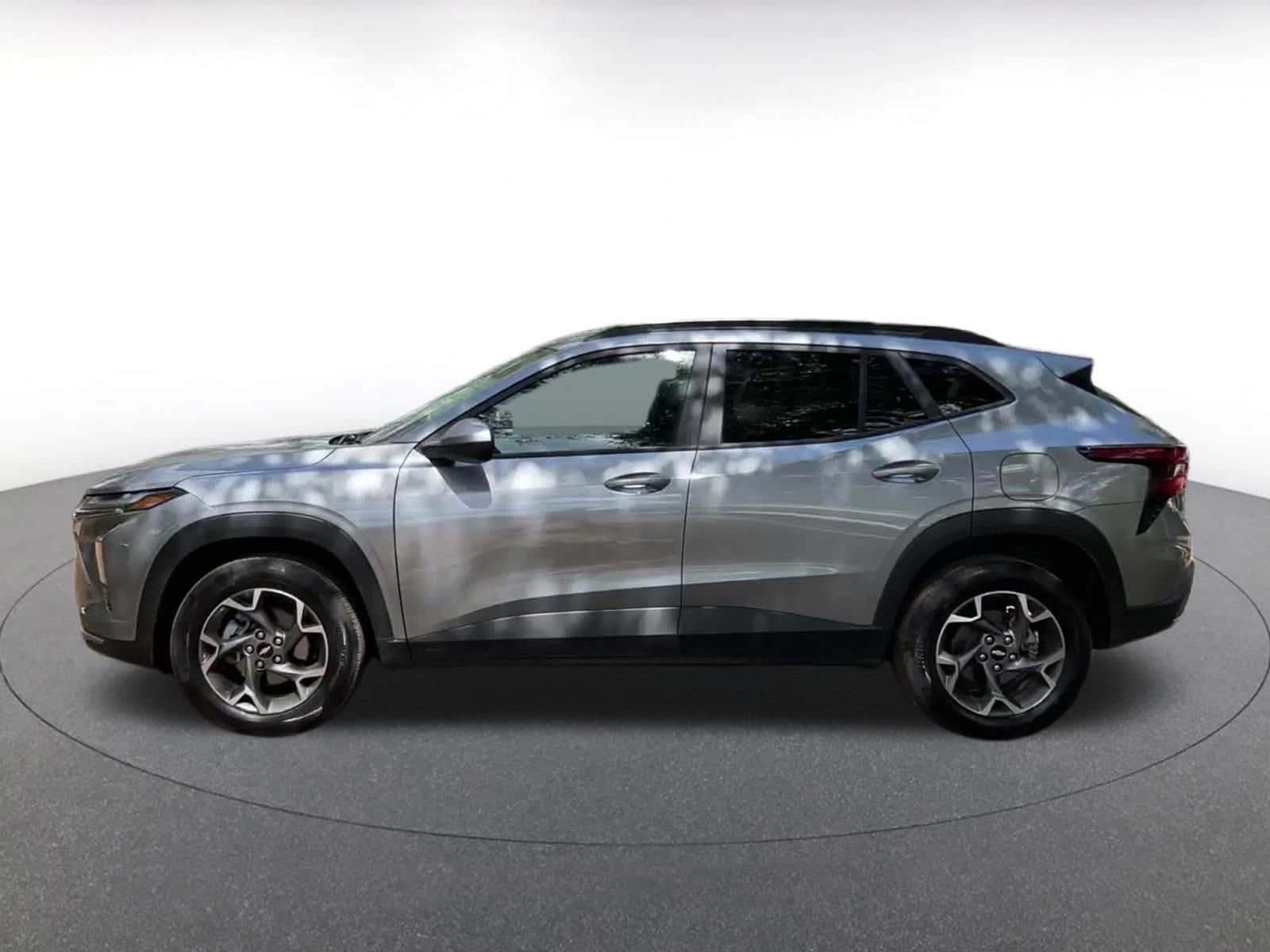 Thumbnail: 2025 Chevrolet Trax - 9