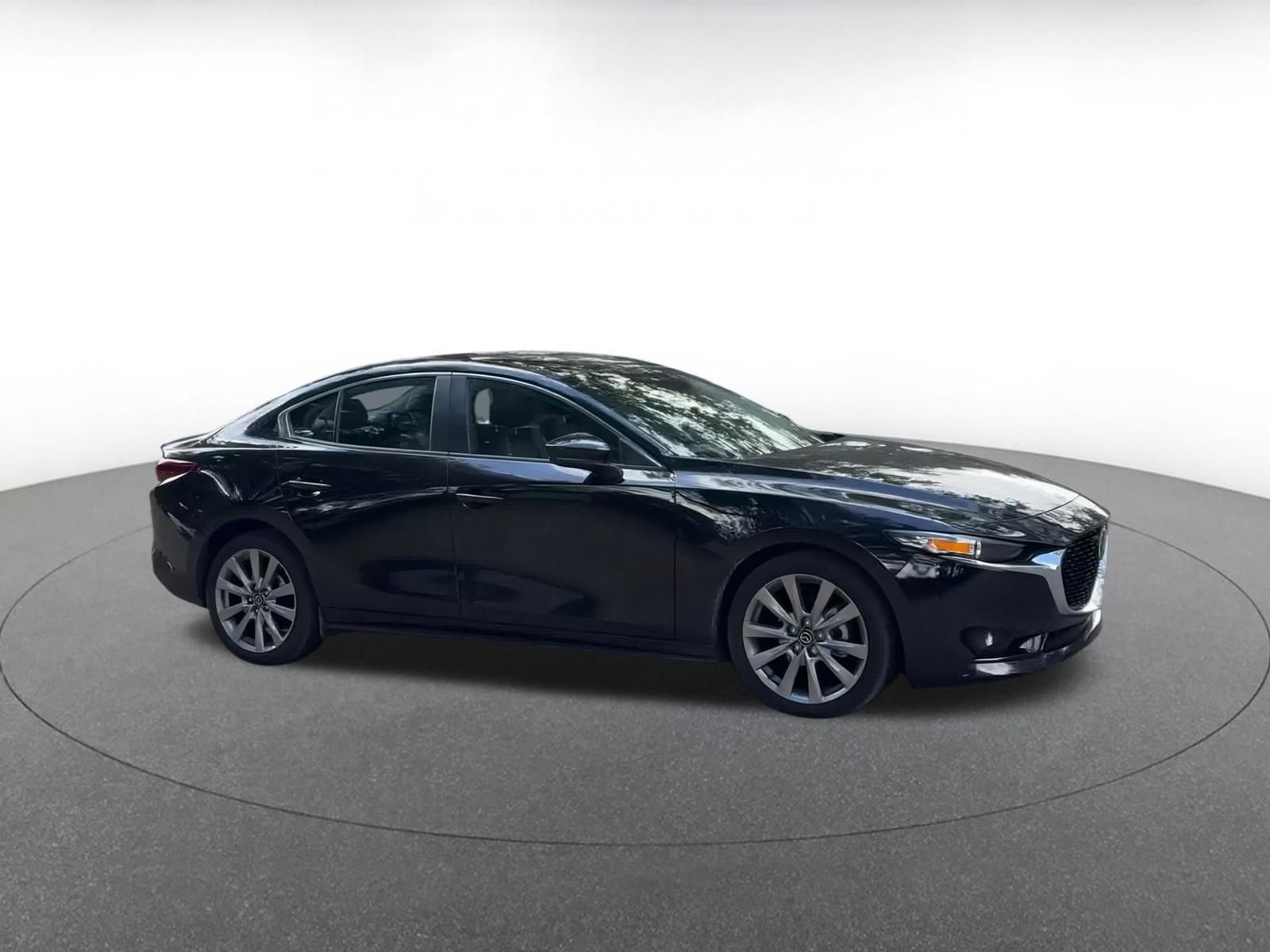 Thumbnail: 2025 Mazda Mazda3 - 2