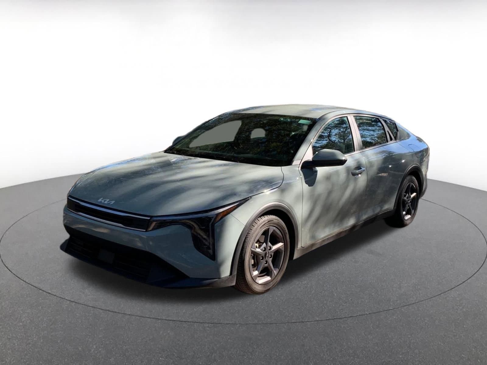 Thumbnail: 2025 Kia K4 - 3