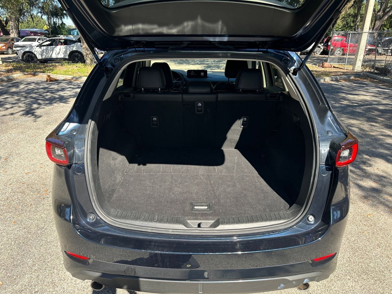 Thumbnail: 2025 Mazda CX-5 - 24