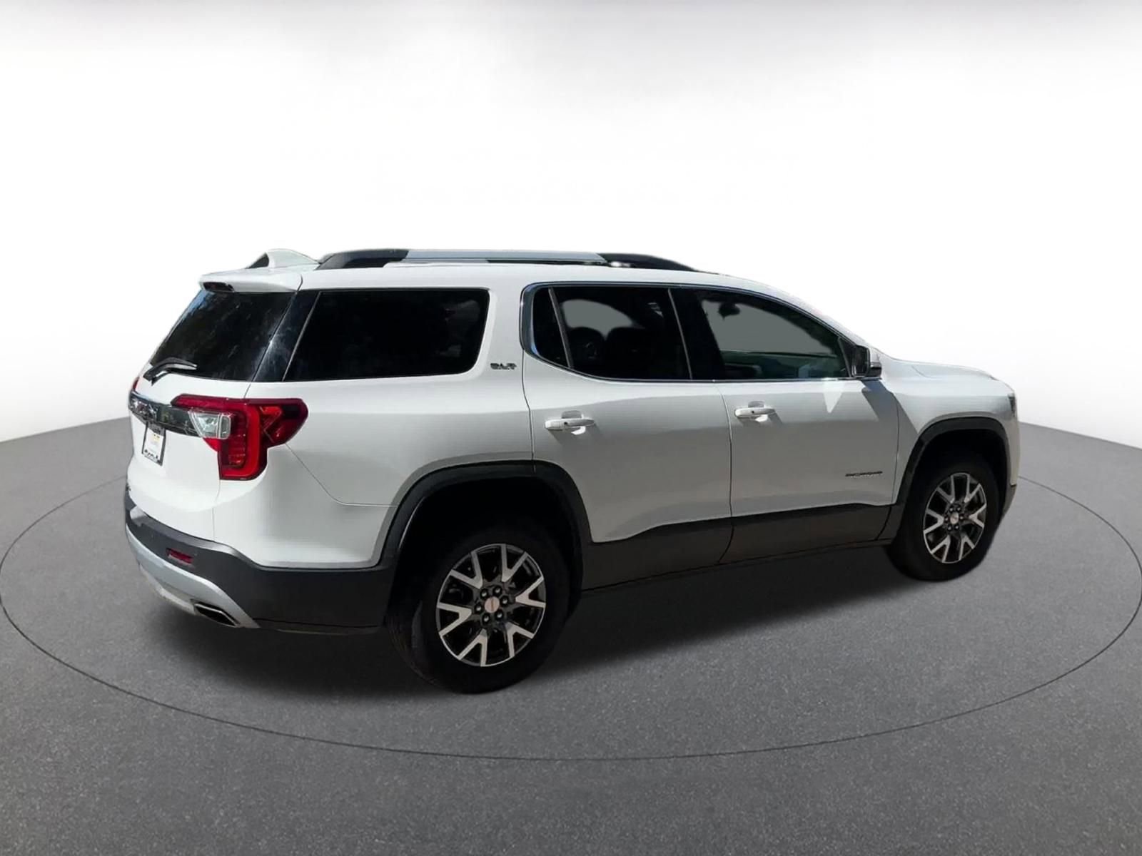 Thumbnail: 2023 GMC Acadia - 15