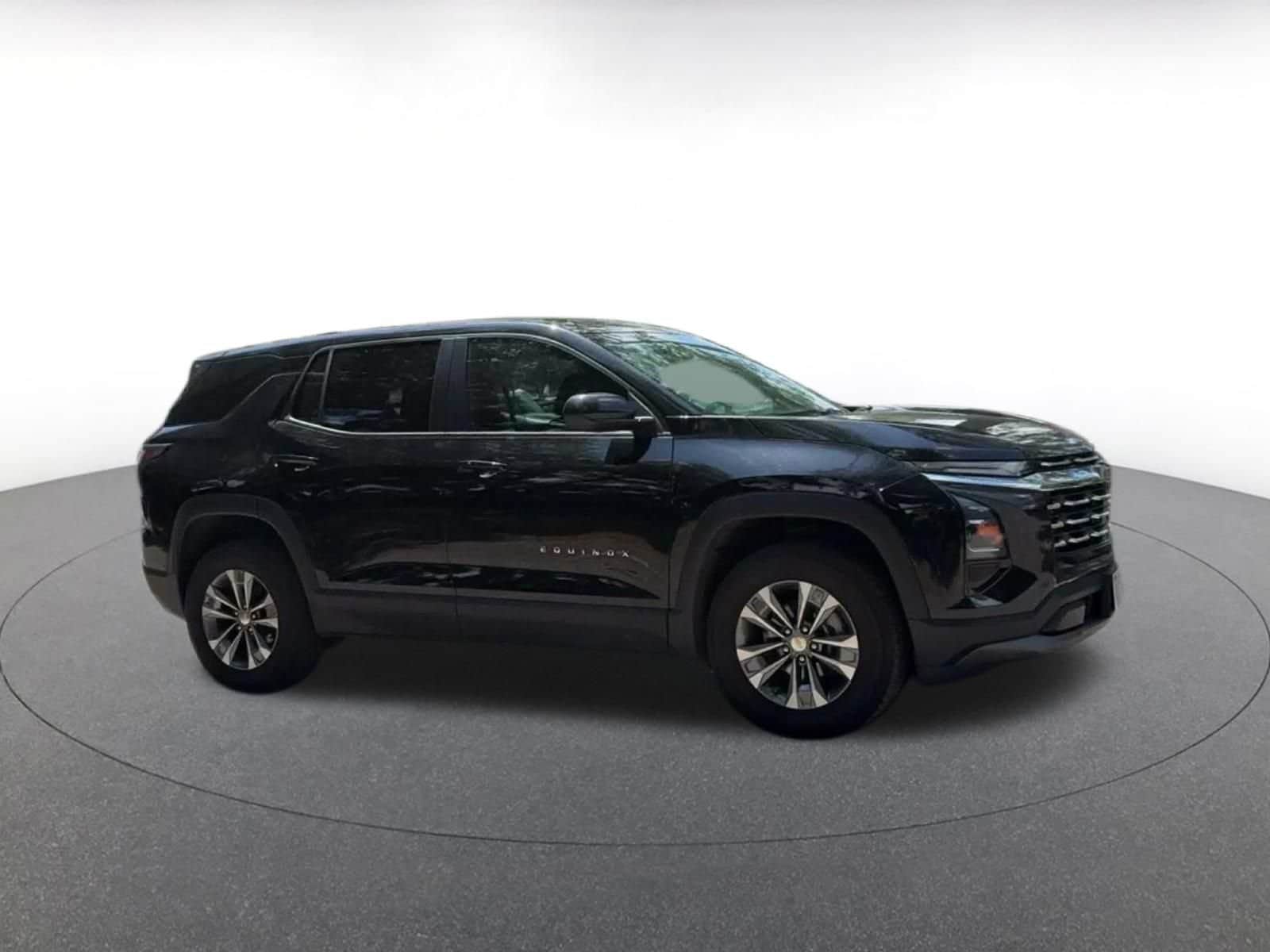 Thumbnail: 2025 Chevrolet Equinox - 2
