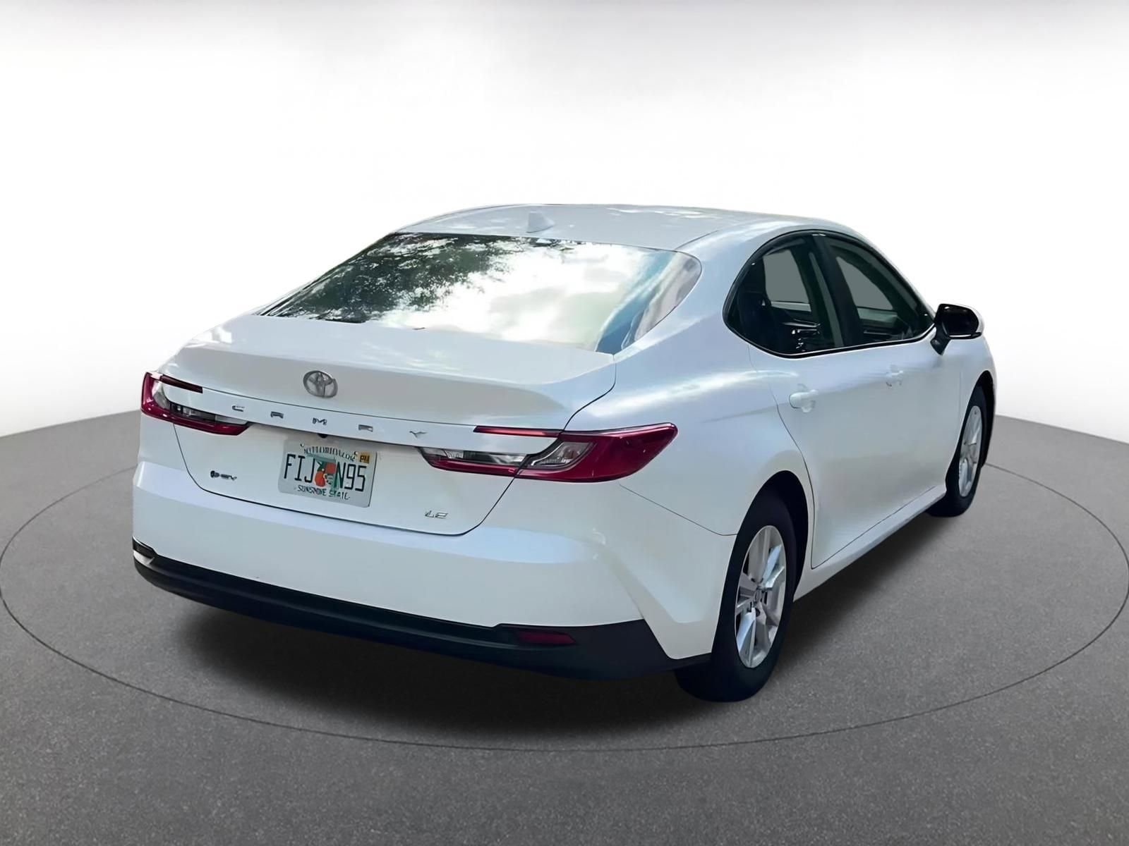 Thumbnail: 2025 Toyota Camry - 14