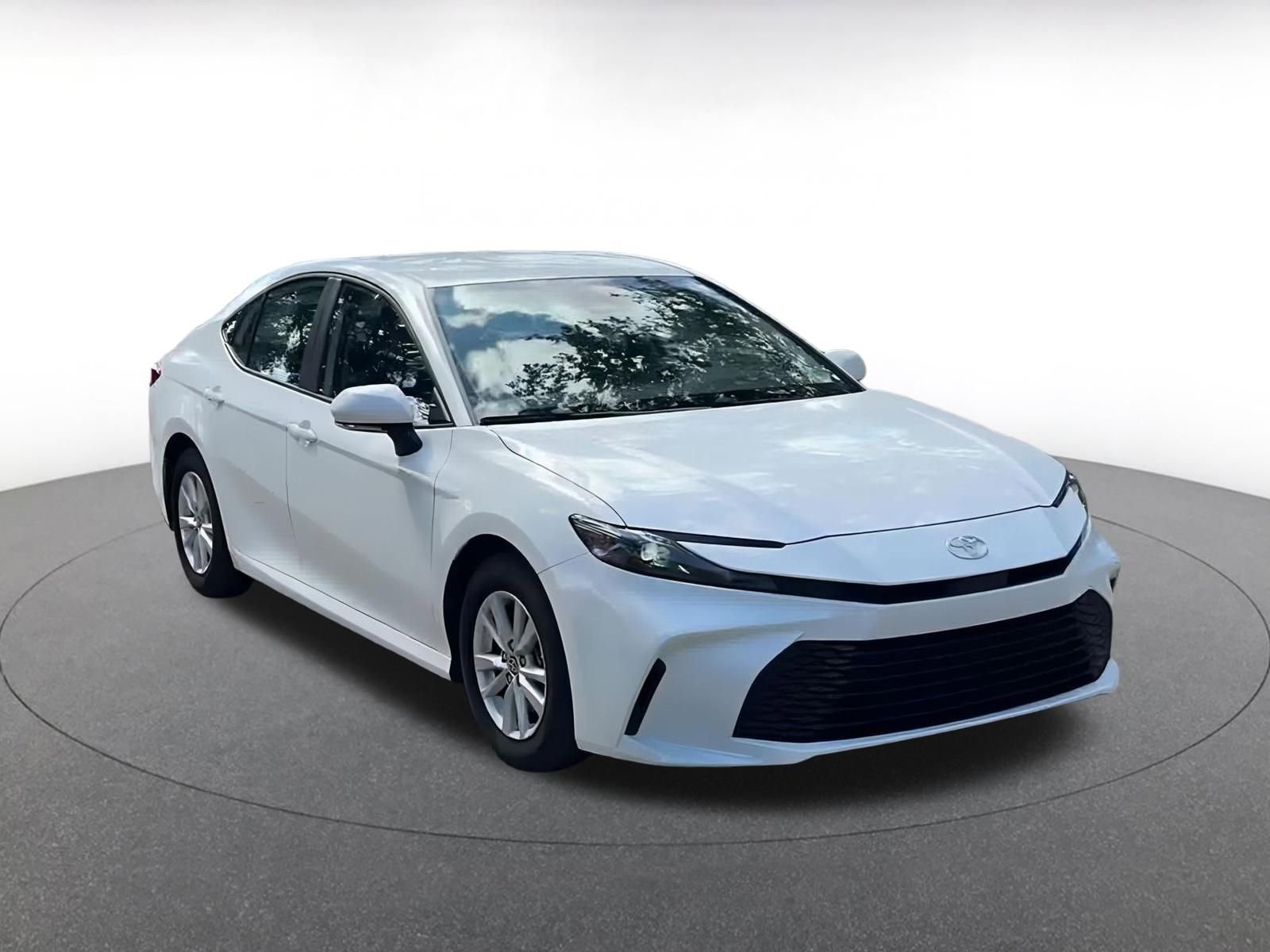 Thumbnail: 2025 Toyota Camry - 3