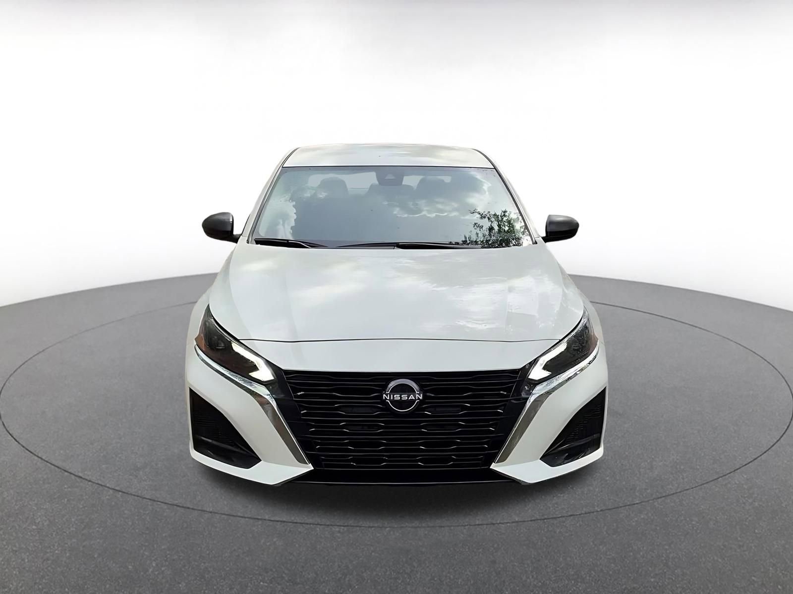 Thumbnail: 2025 Nissan Altima - 4