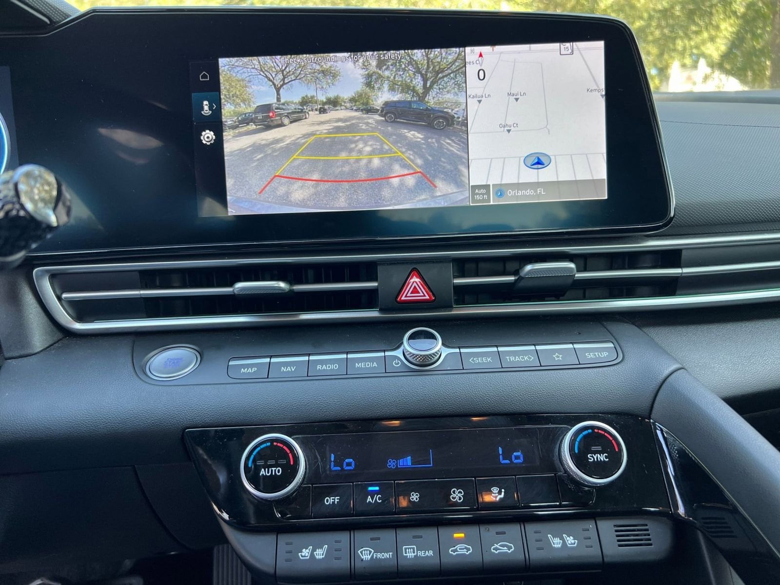 Thumbnail: 2025 Hyundai Elantra - 17