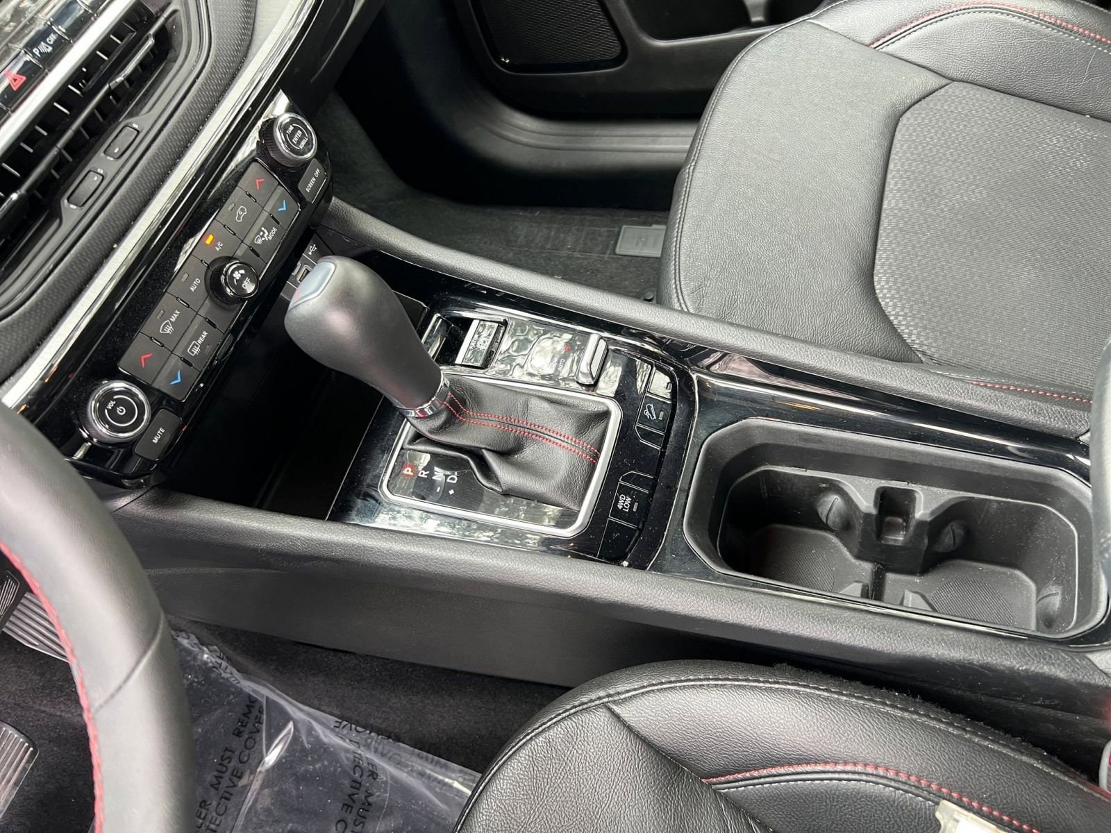 Thumbnail: 2025 Jeep Compass - 35