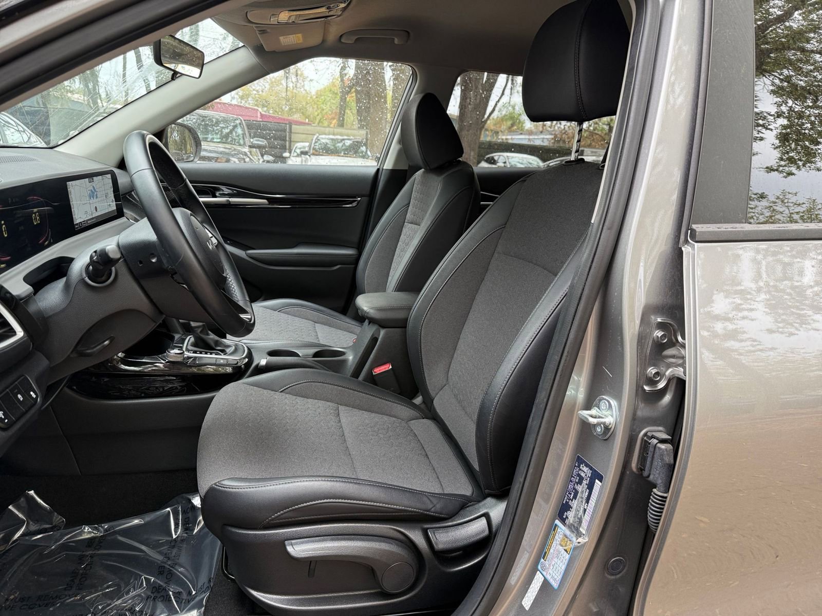 Thumbnail: 2025 Kia Seltos - 33