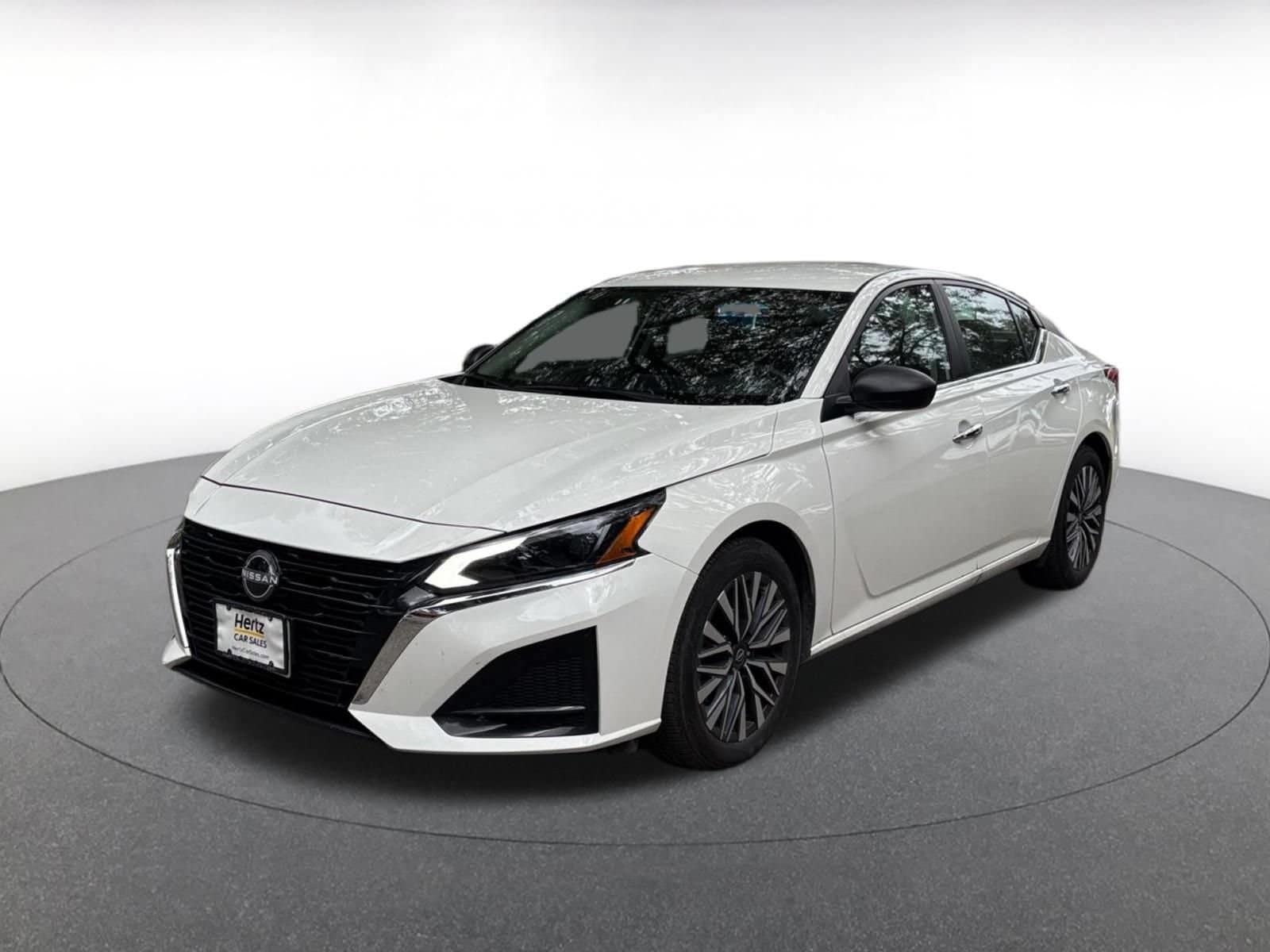 Thumbnail: 2025 Nissan Altima - 4
