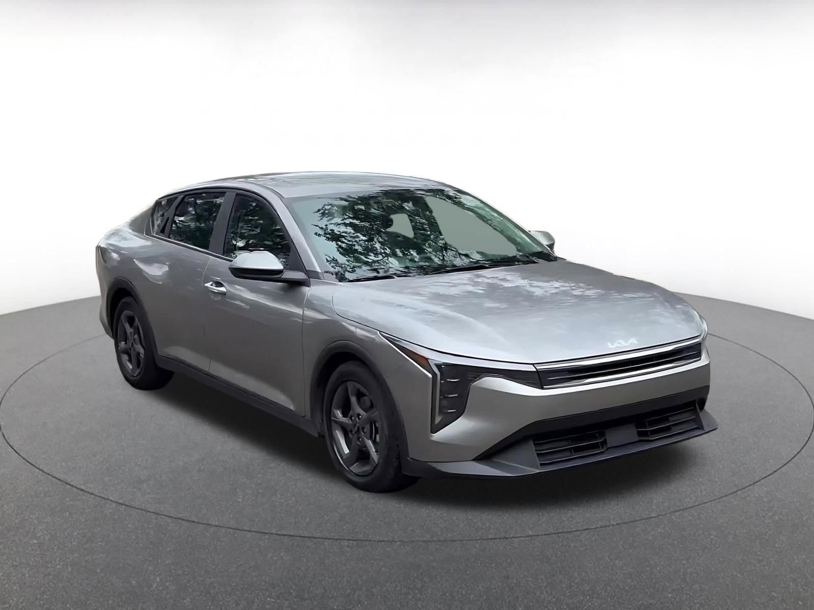 Thumbnail: 2025 Kia K4 - 3