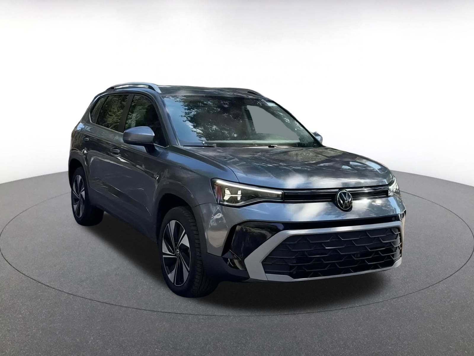 Thumbnail: 2025 Volkswagen Taos - 3