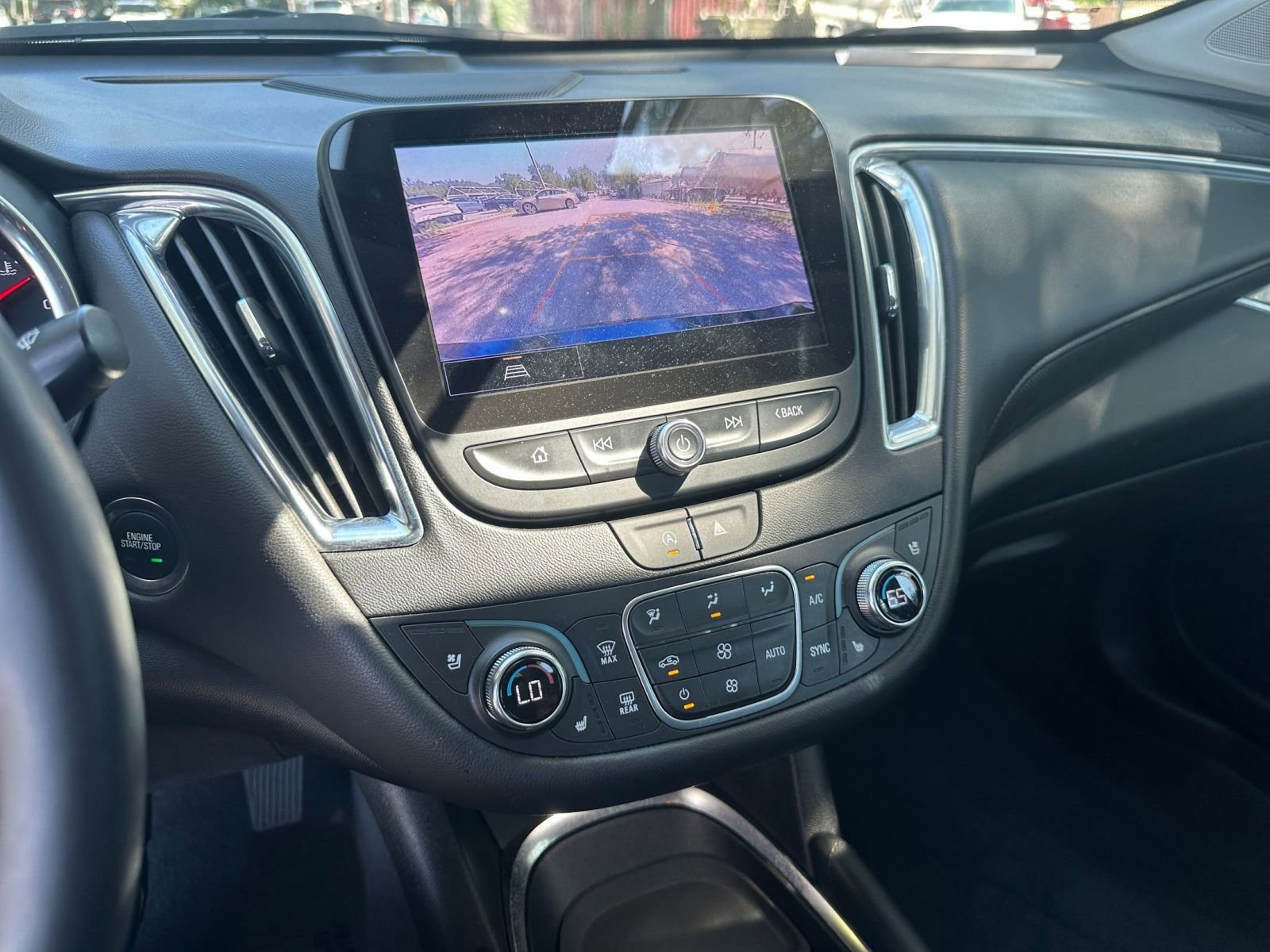 Thumbnail: 2024 Chevrolet Malibu - 17