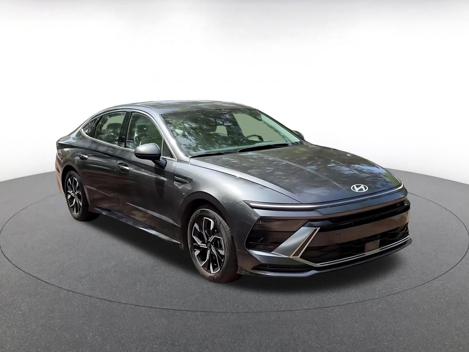 Thumbnail: 2025 Hyundai Sonata - 3
