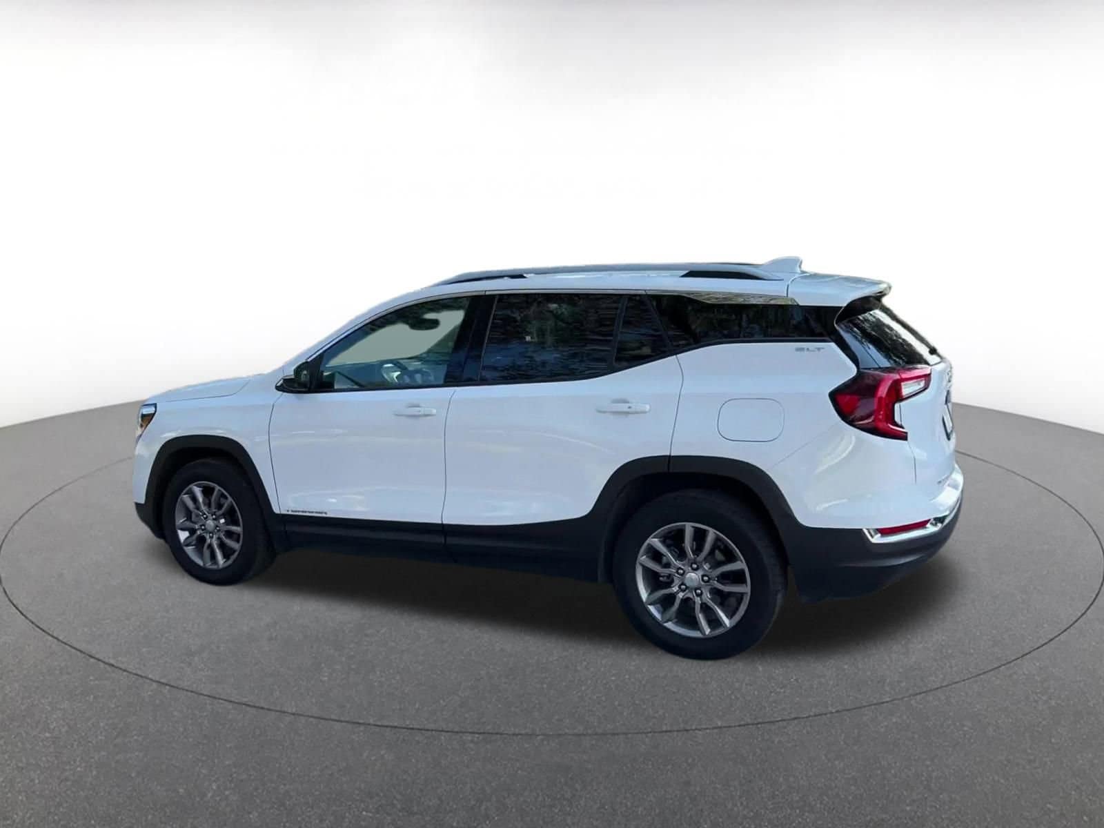 Thumbnail: 2024 GMC Terrain - 15