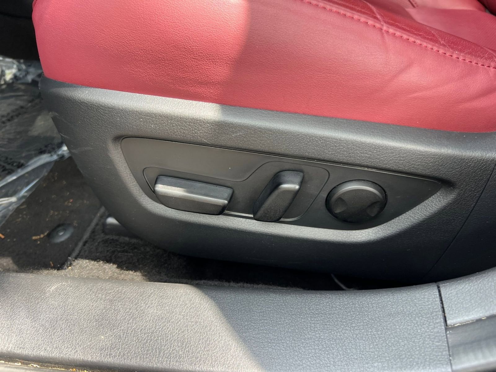 Thumbnail: 2025 Mazda CX-30 - 23