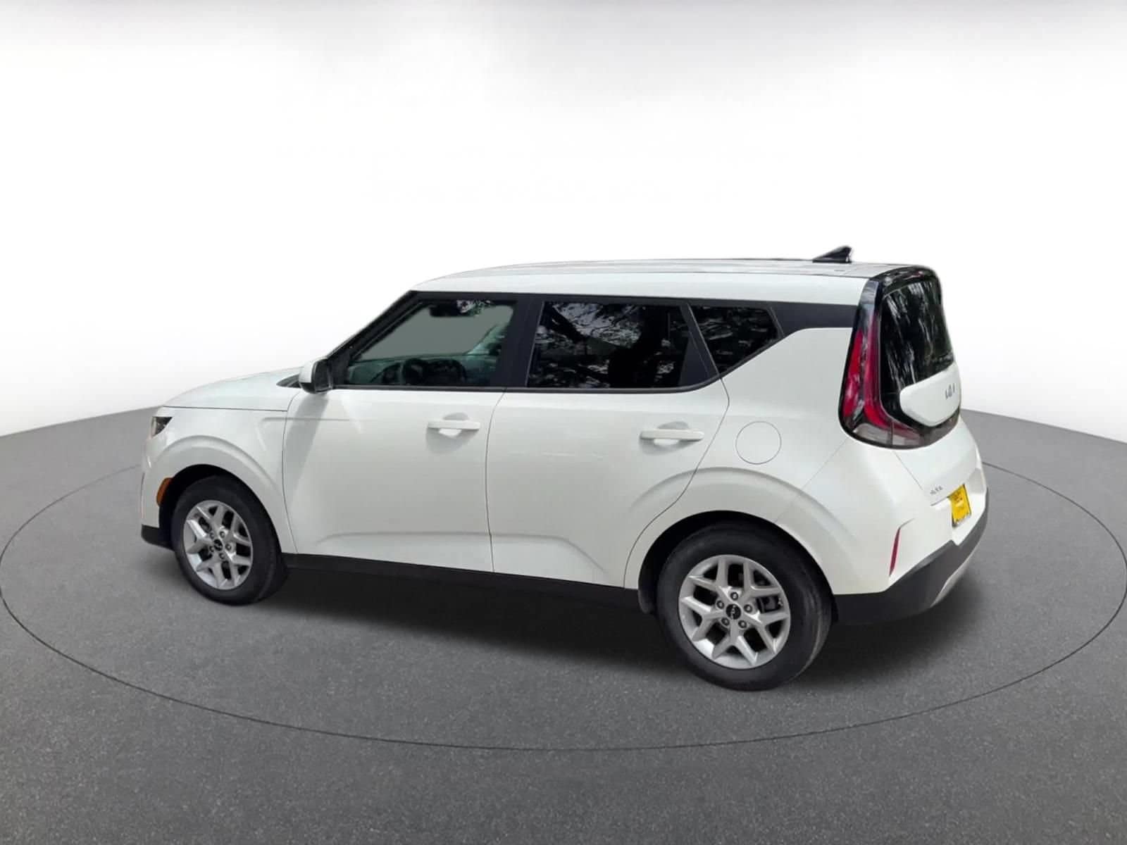 Thumbnail: 2025 Kia Soul - 10