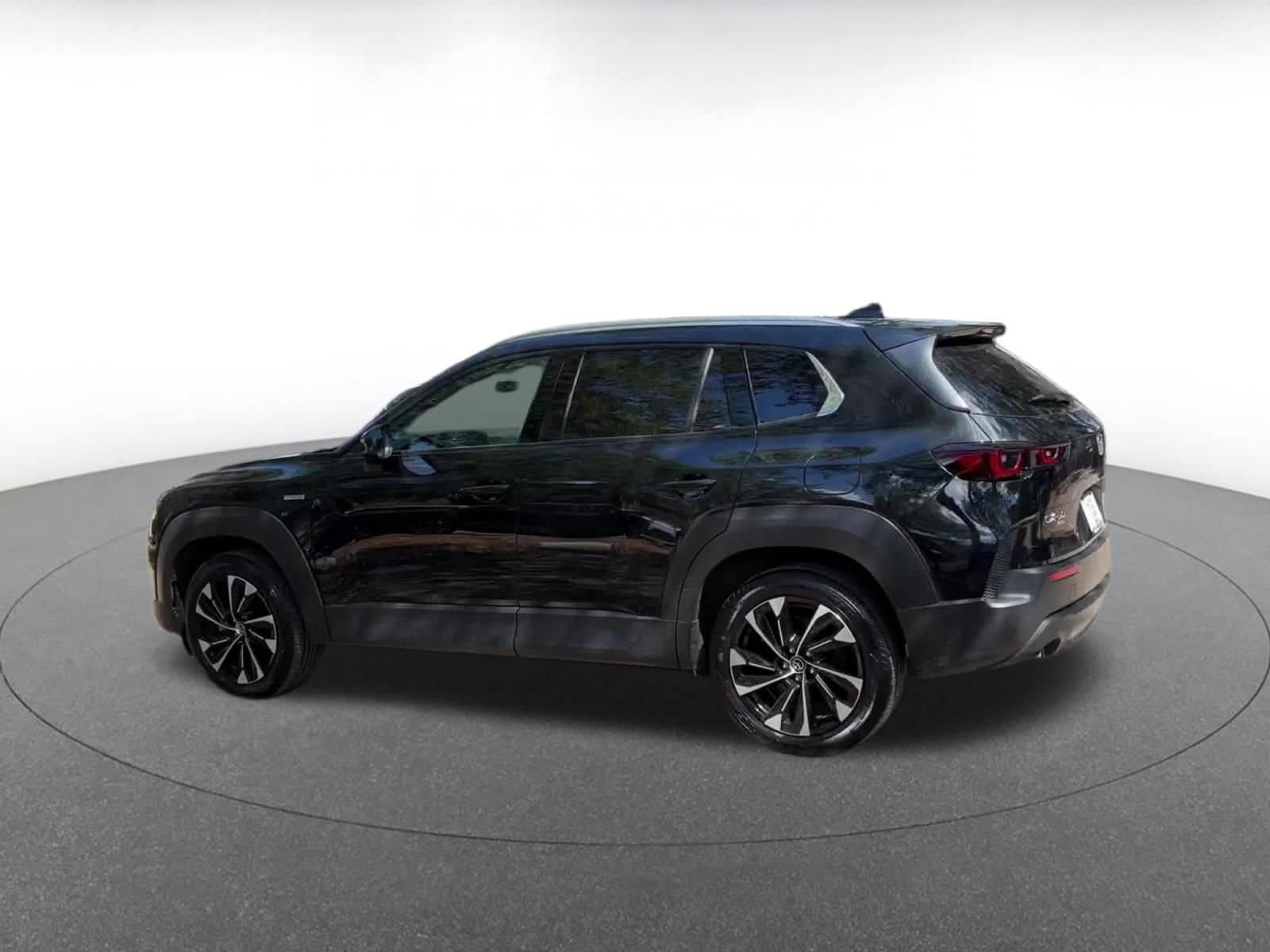 Thumbnail: 2025 Mazda CX-50 - 10