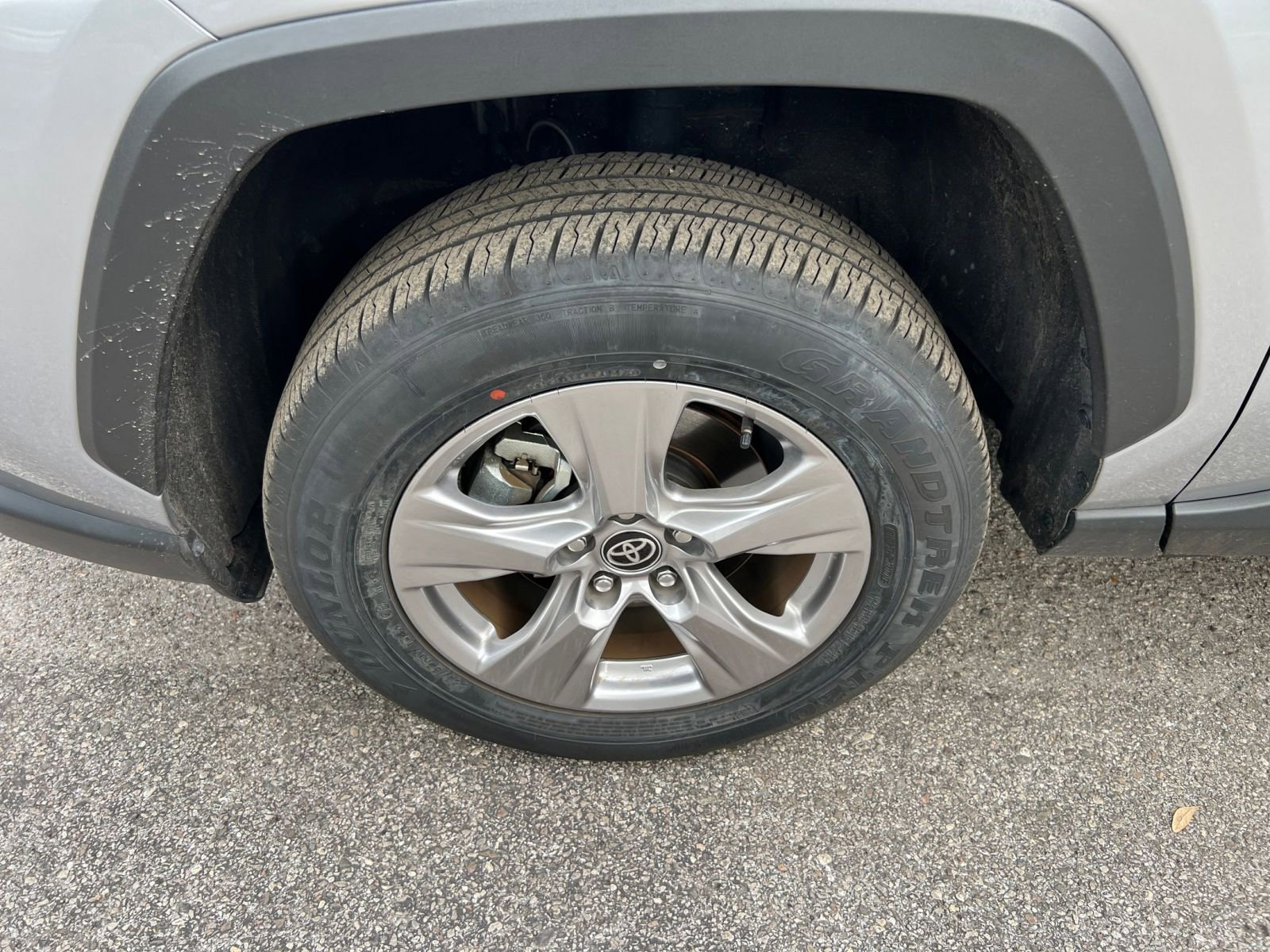 Thumbnail: 2025 Toyota RAV4 - 23