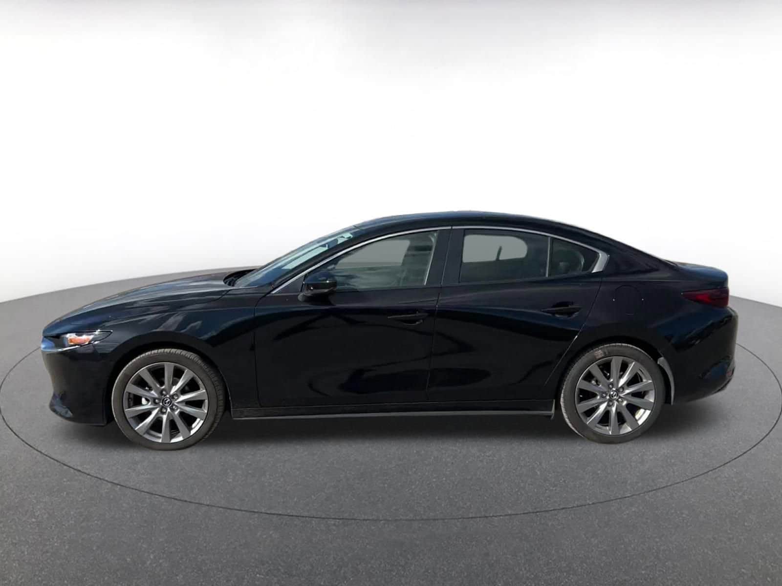 Thumbnail: 2025 Mazda Mazda3 - 9
