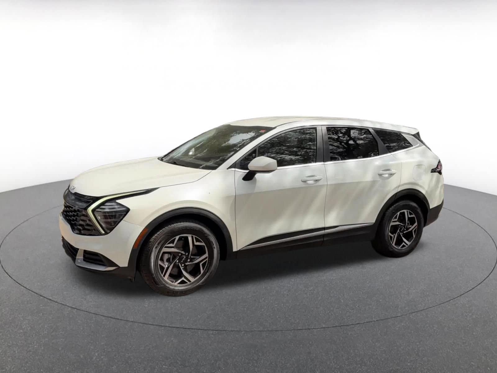 Thumbnail: 2024 Kia Sportage - 8