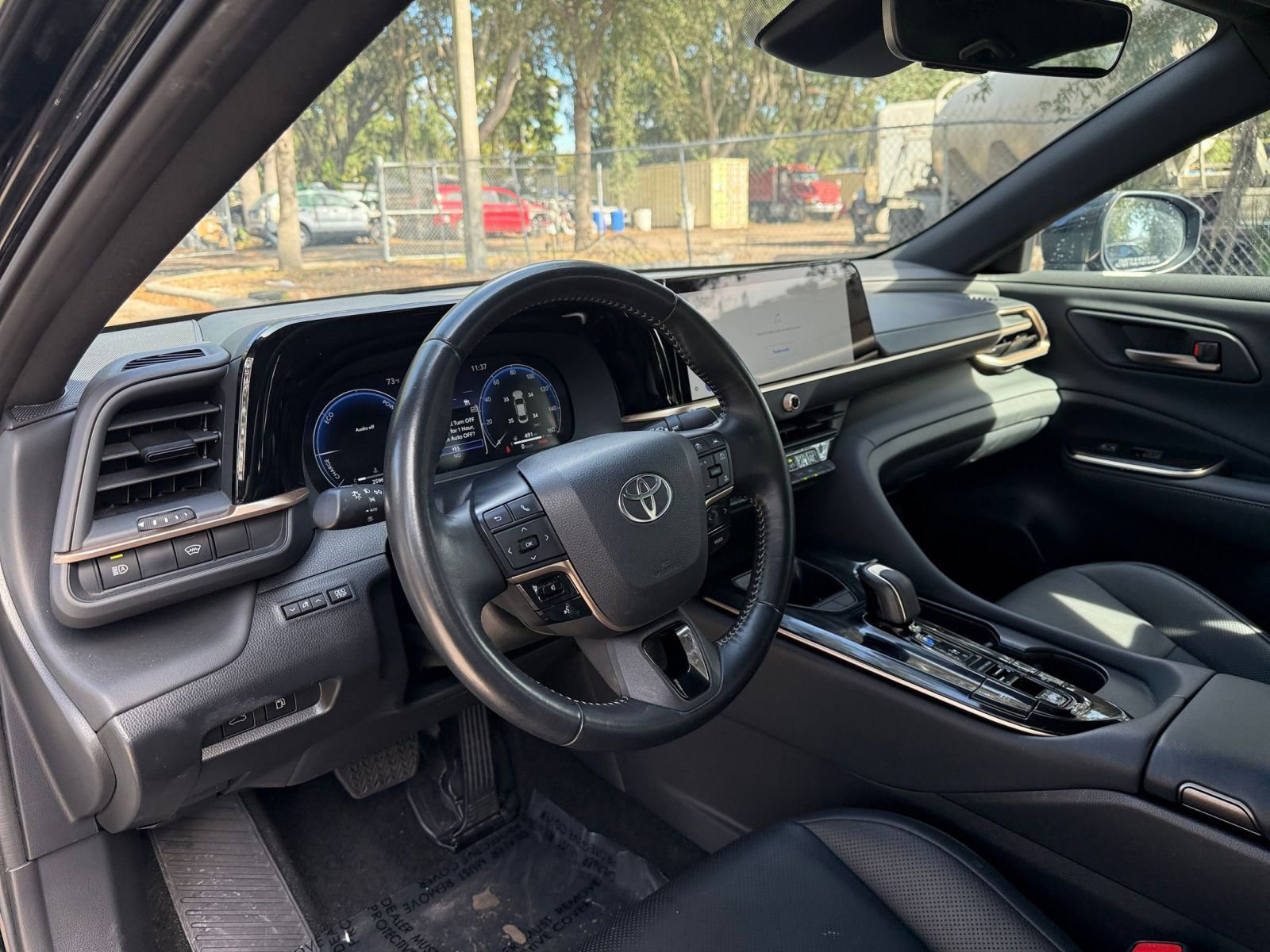 Thumbnail: 2025 Toyota Crown - 28