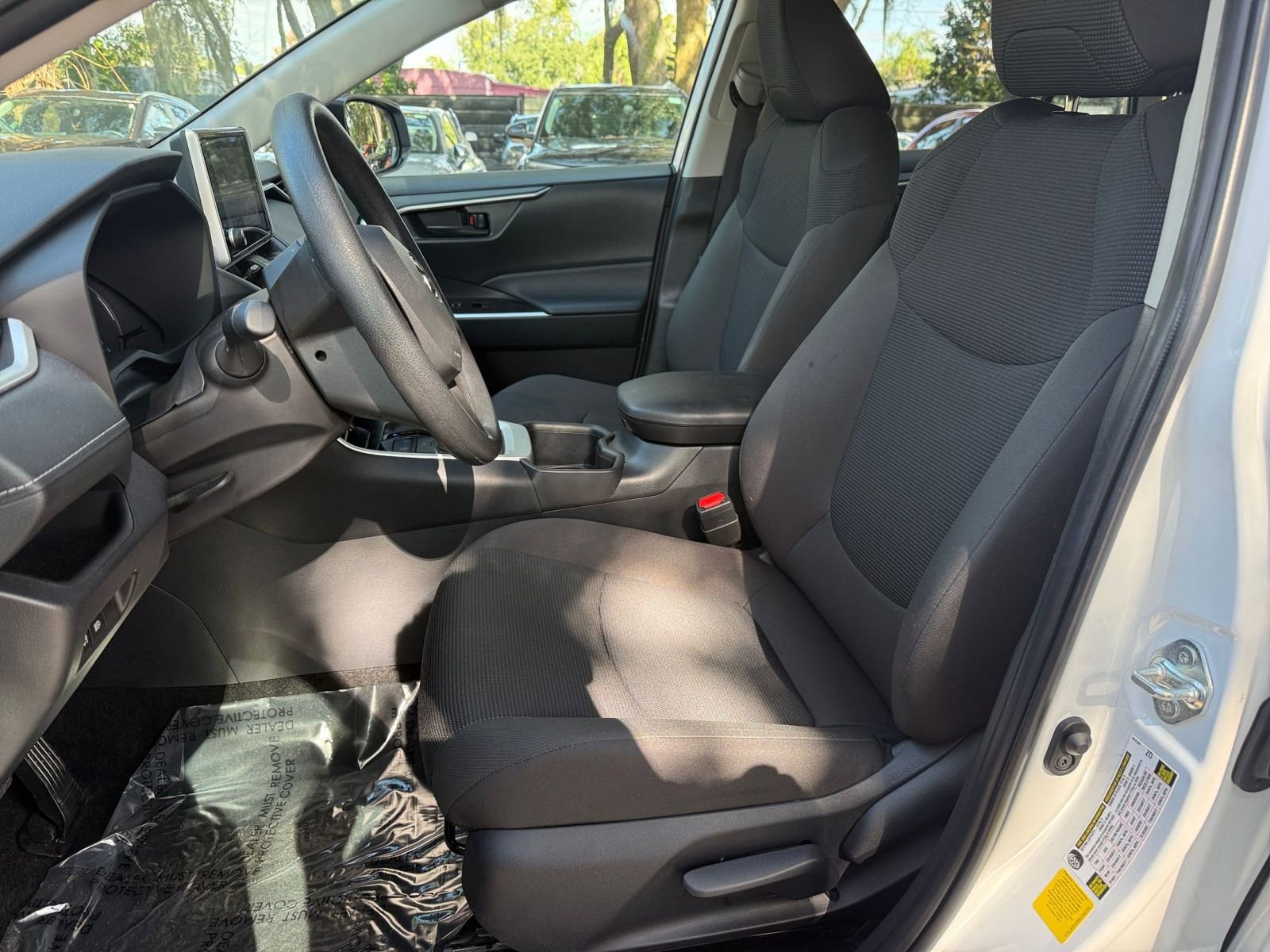 Thumbnail: 2025 Toyota RAV4 - 30