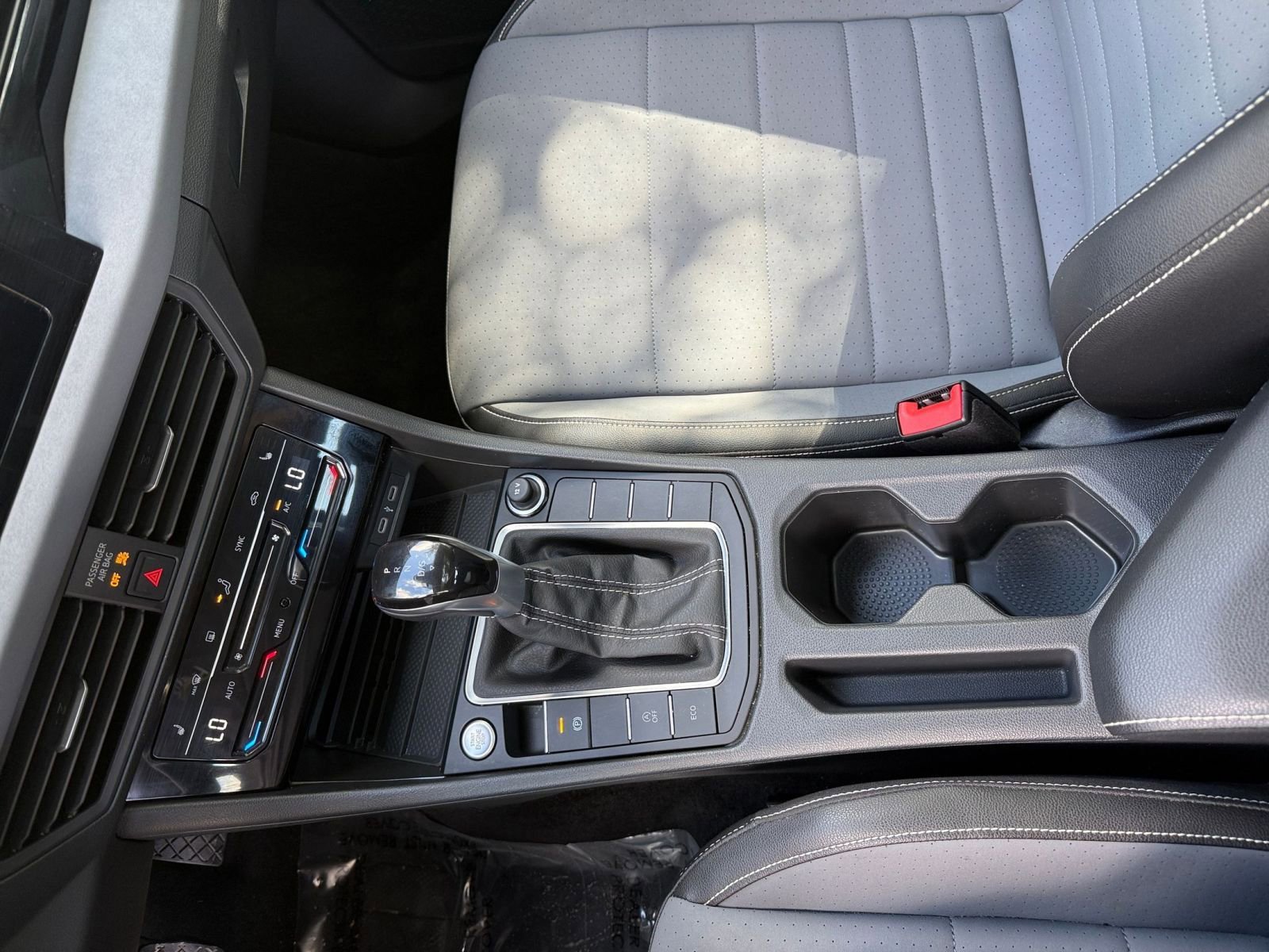 Thumbnail: 2025 Volkswagen Jetta - 35