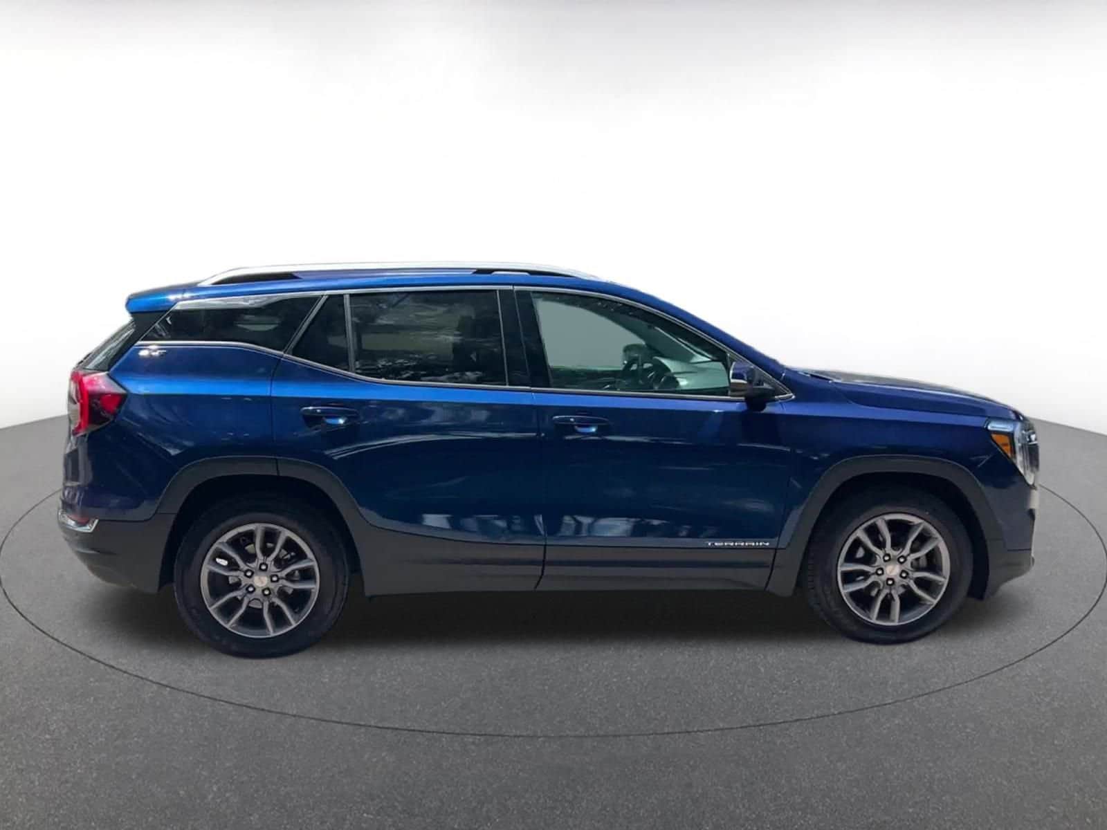 Thumbnail: 2023 GMC Terrain - 16