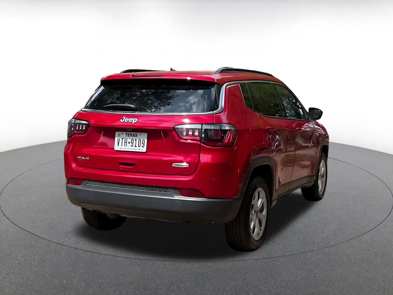Thumbnail: 2025 Jeep Compass - 14