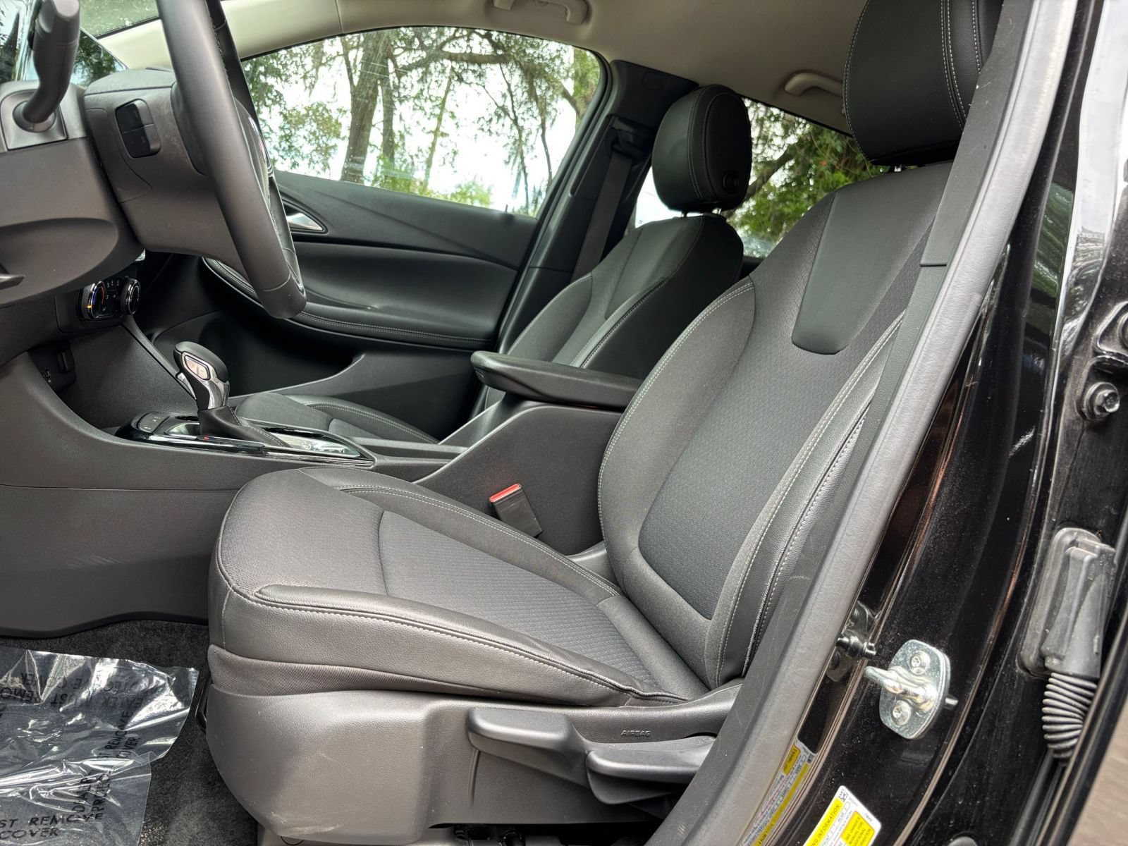 Thumbnail: 2025 Buick Encore GX - 25