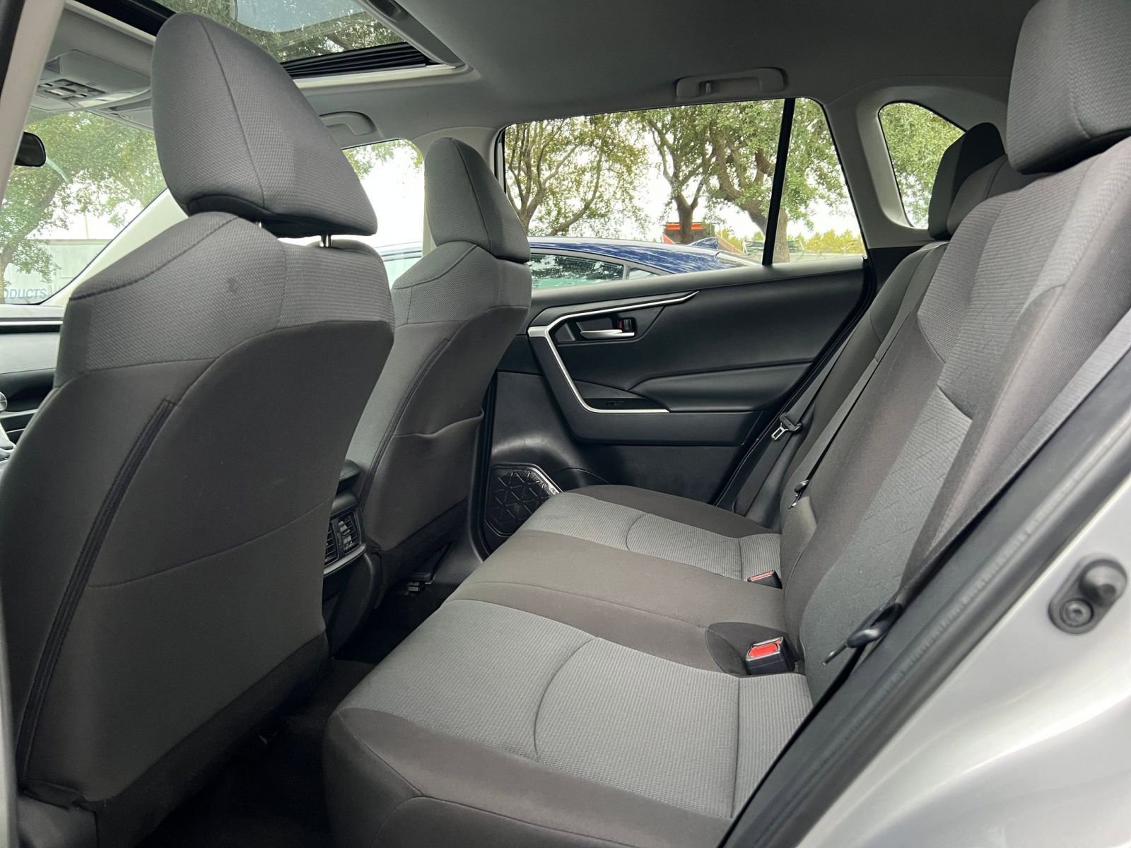 Thumbnail: 2025 Toyota RAV4 - 20