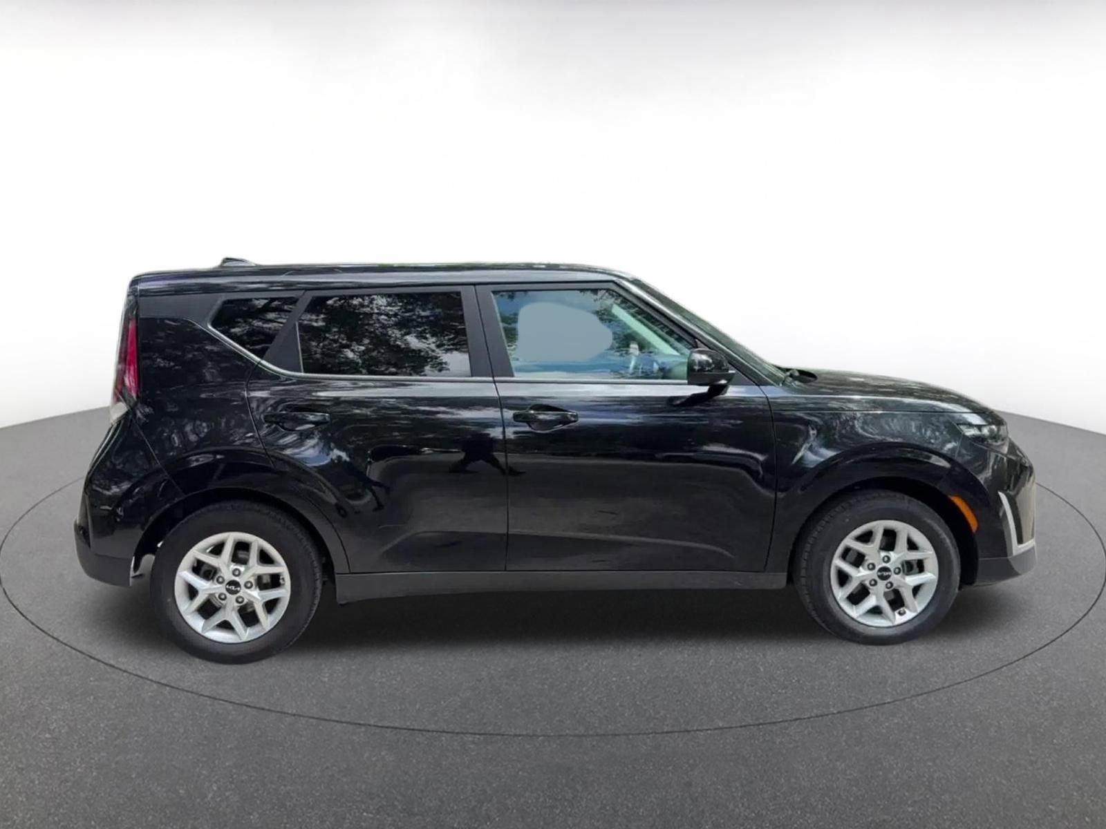 Thumbnail: 2025 Kia Soul - 17