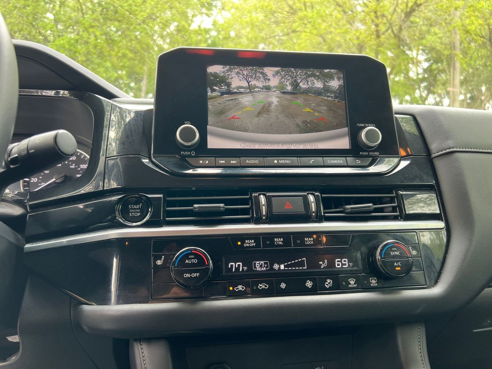 Thumbnail: 2025 Nissan Pathfinder - 17