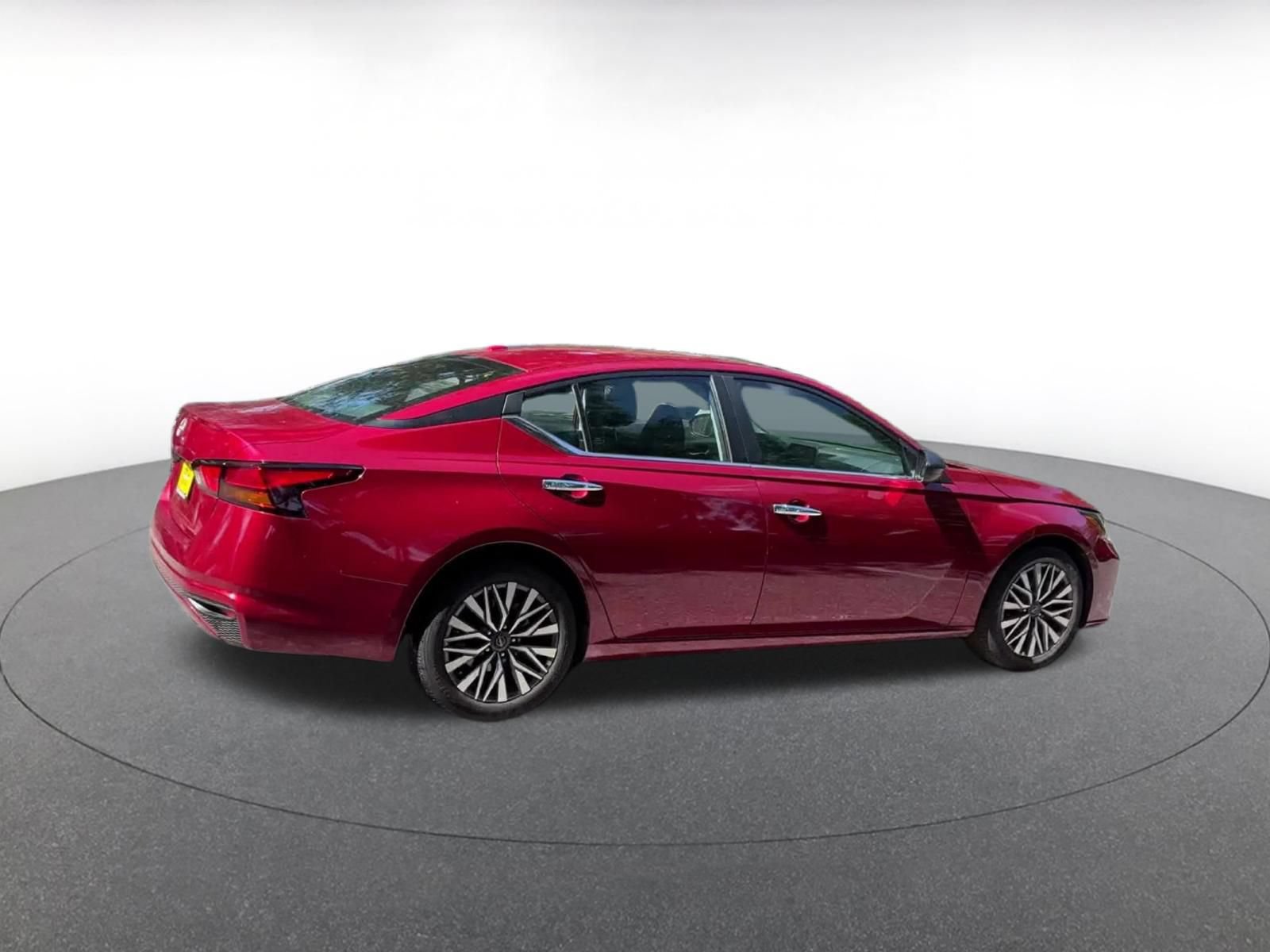 Thumbnail: 2025 Nissan Altima - 15