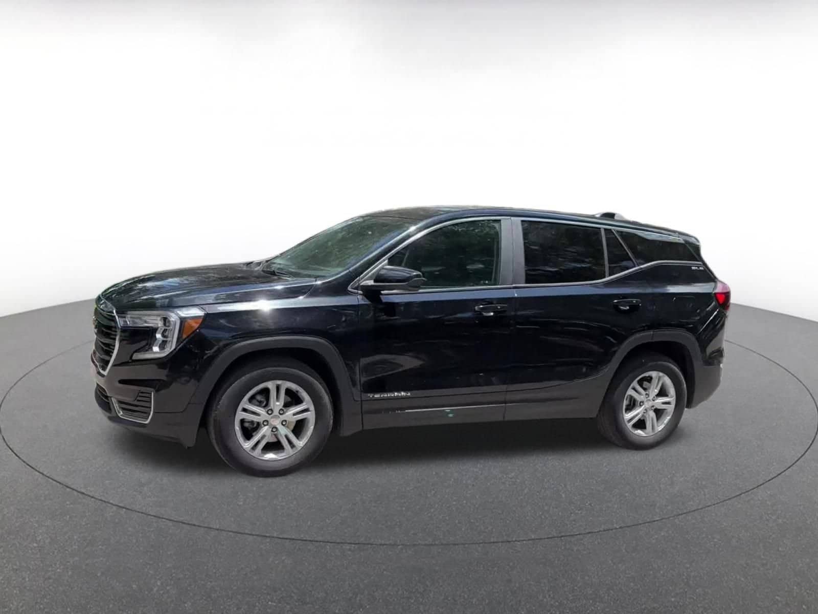 Thumbnail: 2024 GMC Terrain - 10