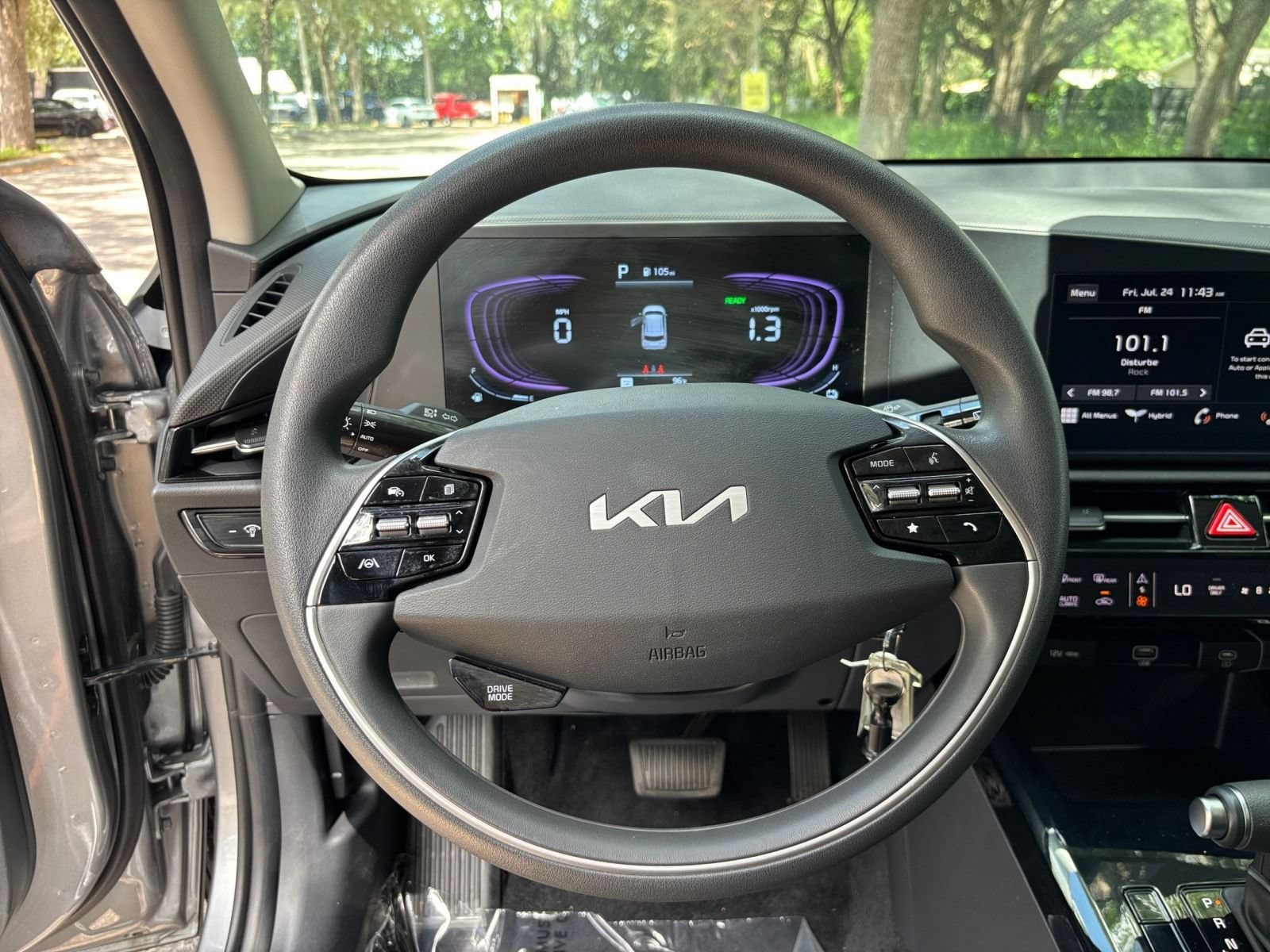 Thumbnail: 2026 Kia Niro - 25