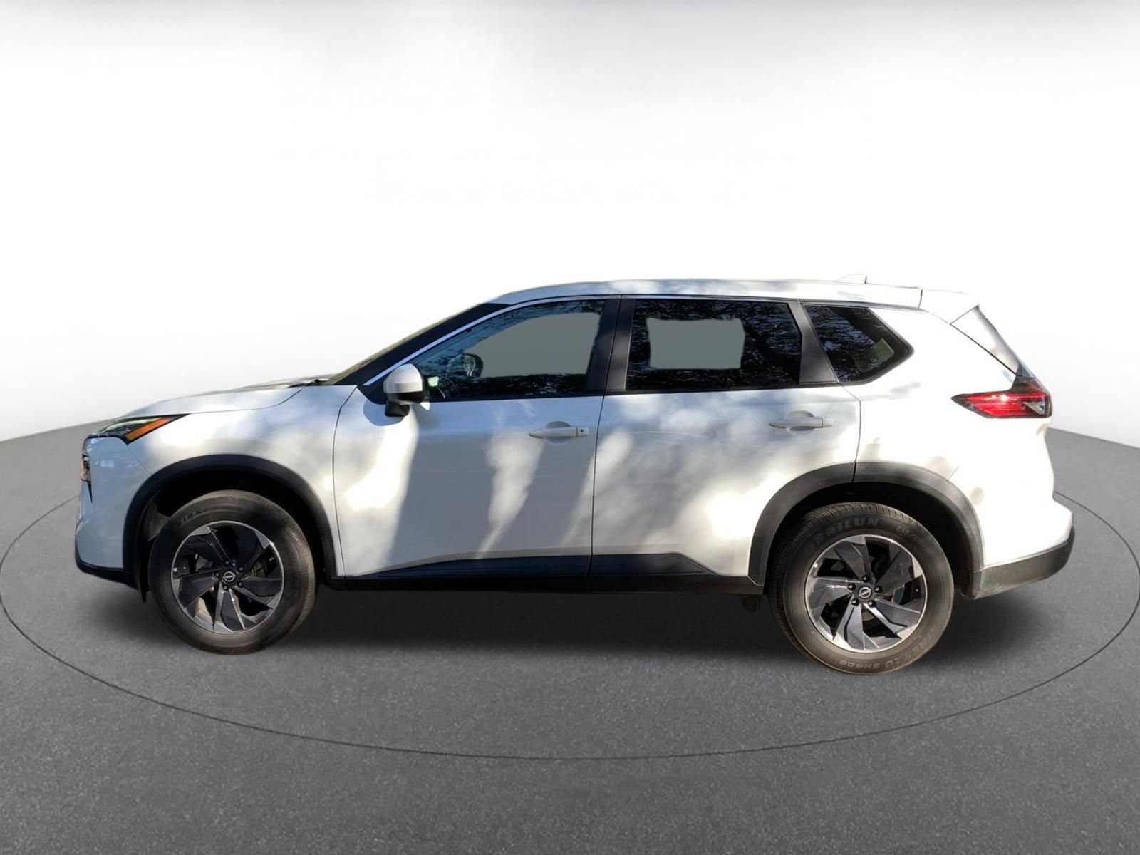 Thumbnail: 2025 Nissan Rogue - 4