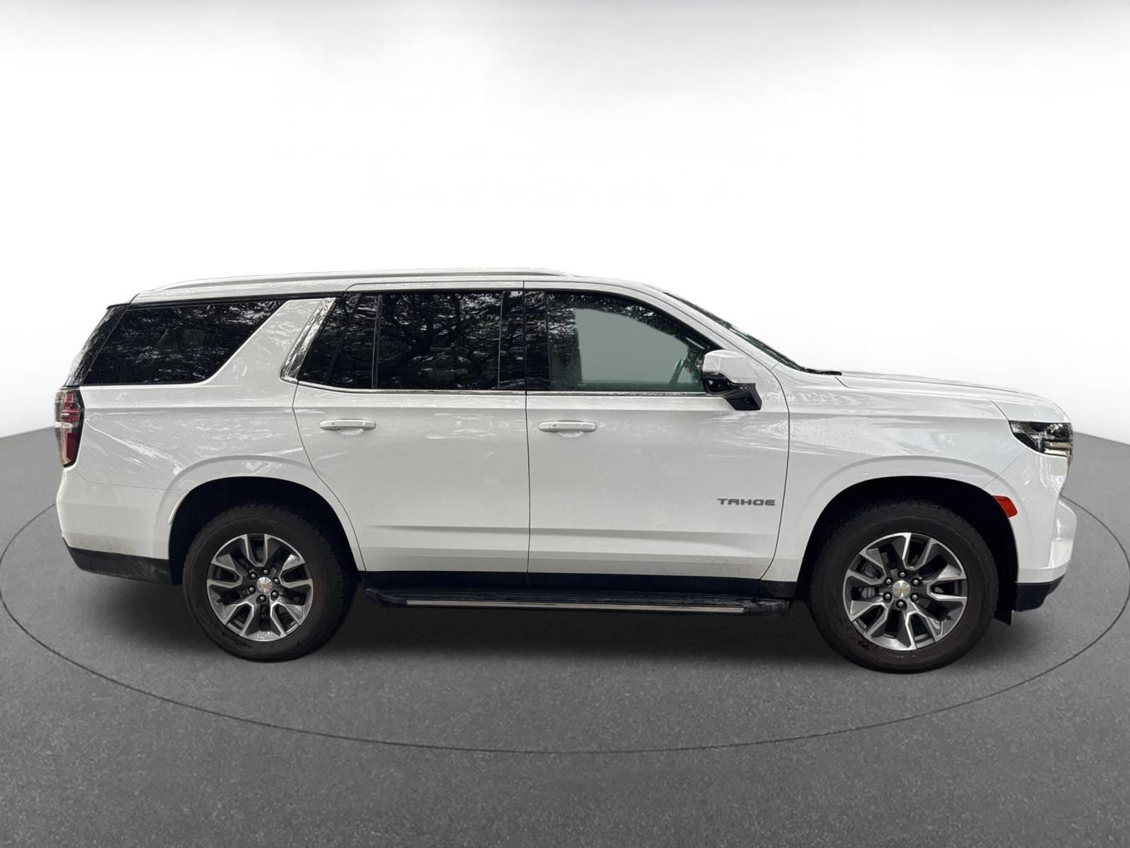 Thumbnail: 2024 Chevrolet Tahoe - 13