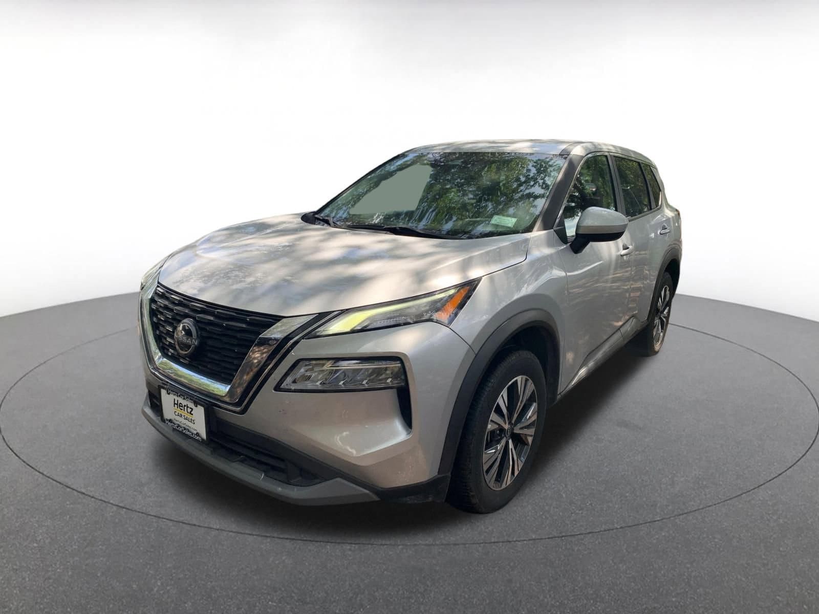 2023 Nissan Rogue SV 3
