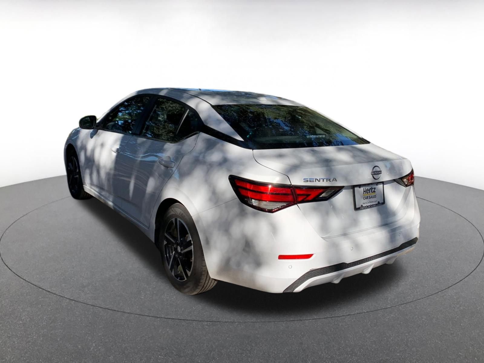 Thumbnail: 2025 Nissan Sentra - 5