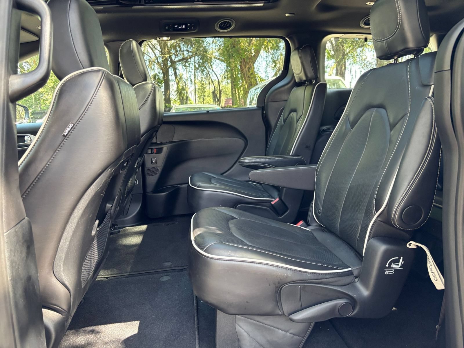 Thumbnail: 2025 Chrysler Pacifica - 29