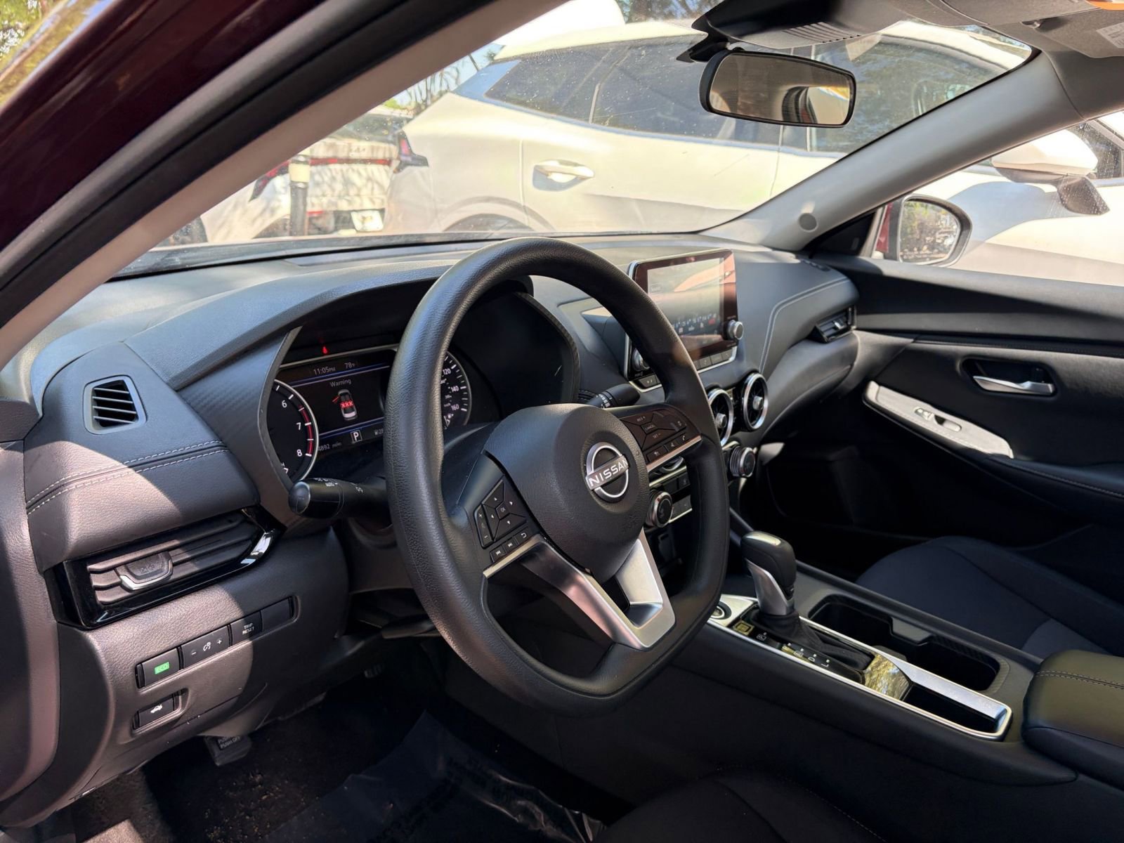 Thumbnail: 2025 Nissan Sentra - 32