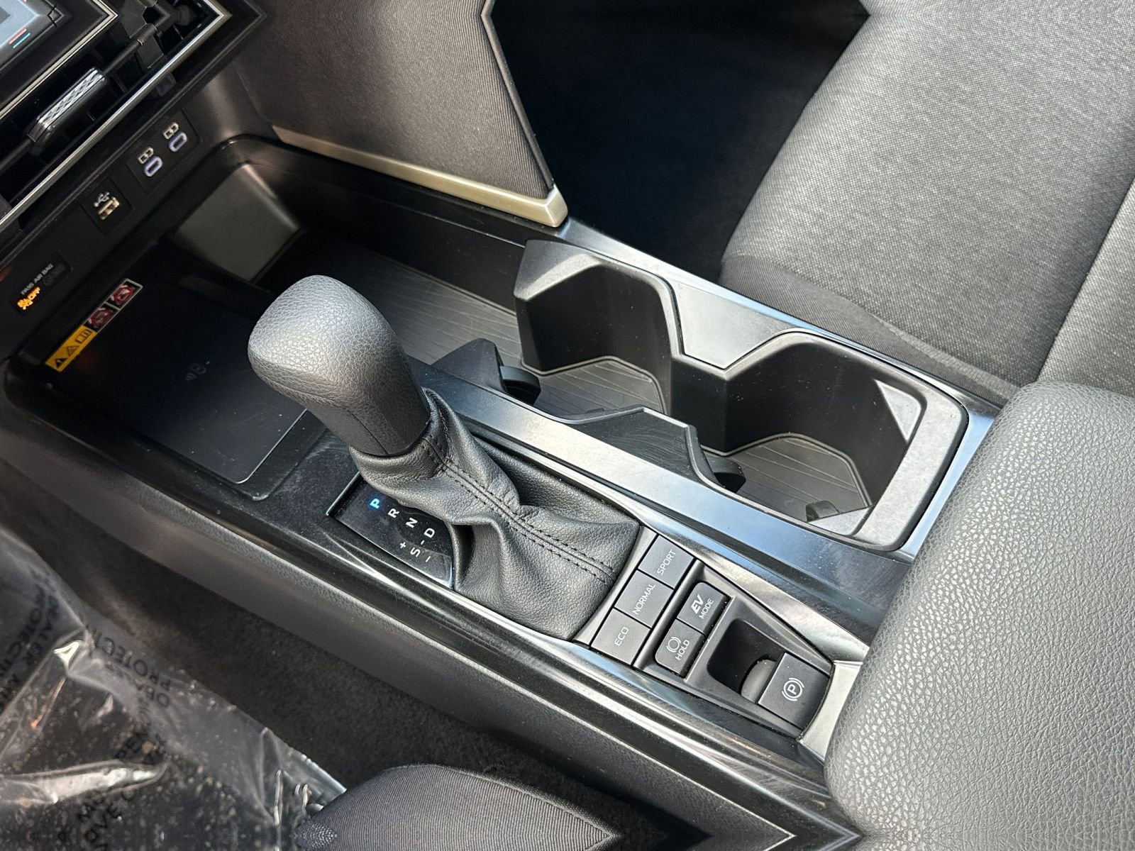 Thumbnail: 2025 Toyota Camry - 35