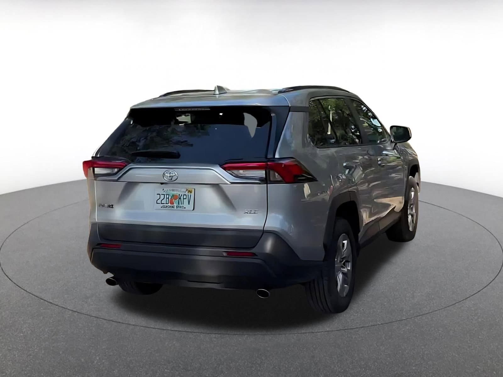 Thumbnail: 2025 Toyota RAV4 - 11