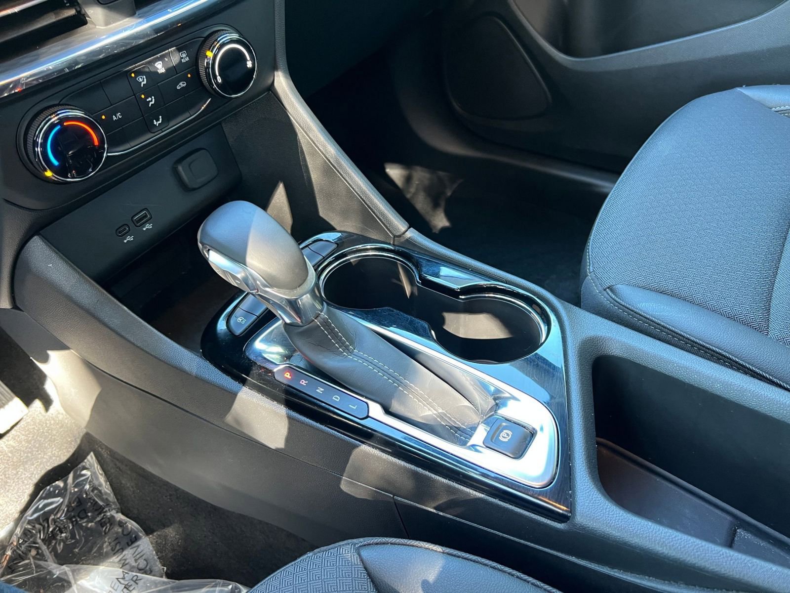 Thumbnail: 2025 Buick Encore GX - 35