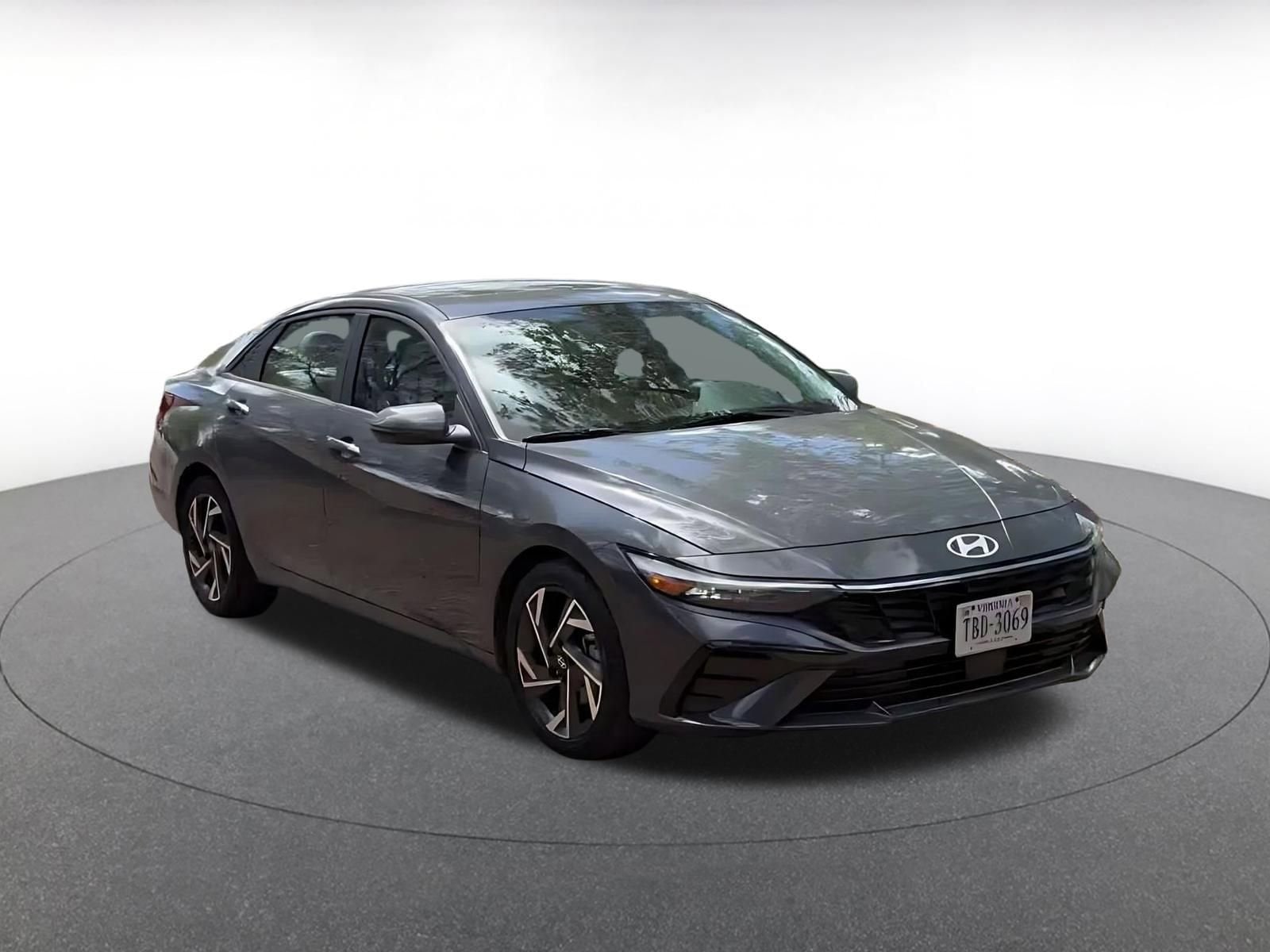 Thumbnail: 2025 Hyundai Elantra - 3