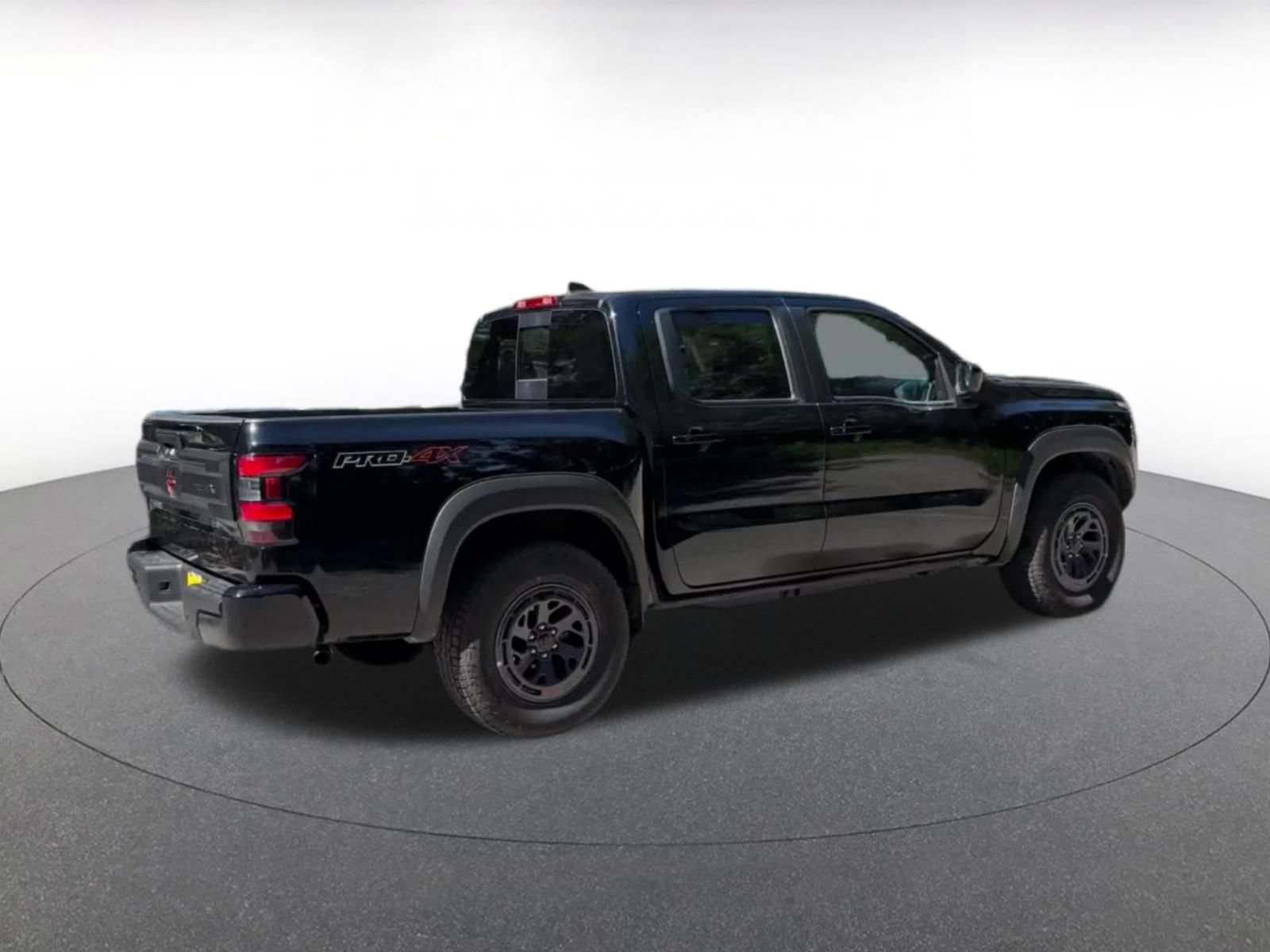Thumbnail: 2026 Nissan Frontier - 14