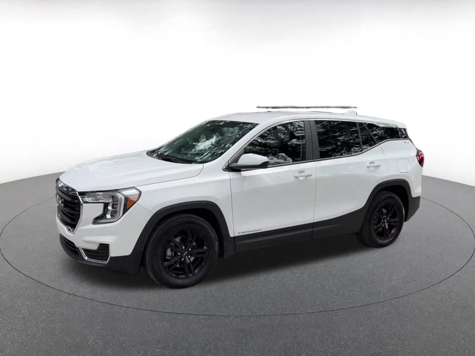 Thumbnail: 2024 GMC Terrain - 8
